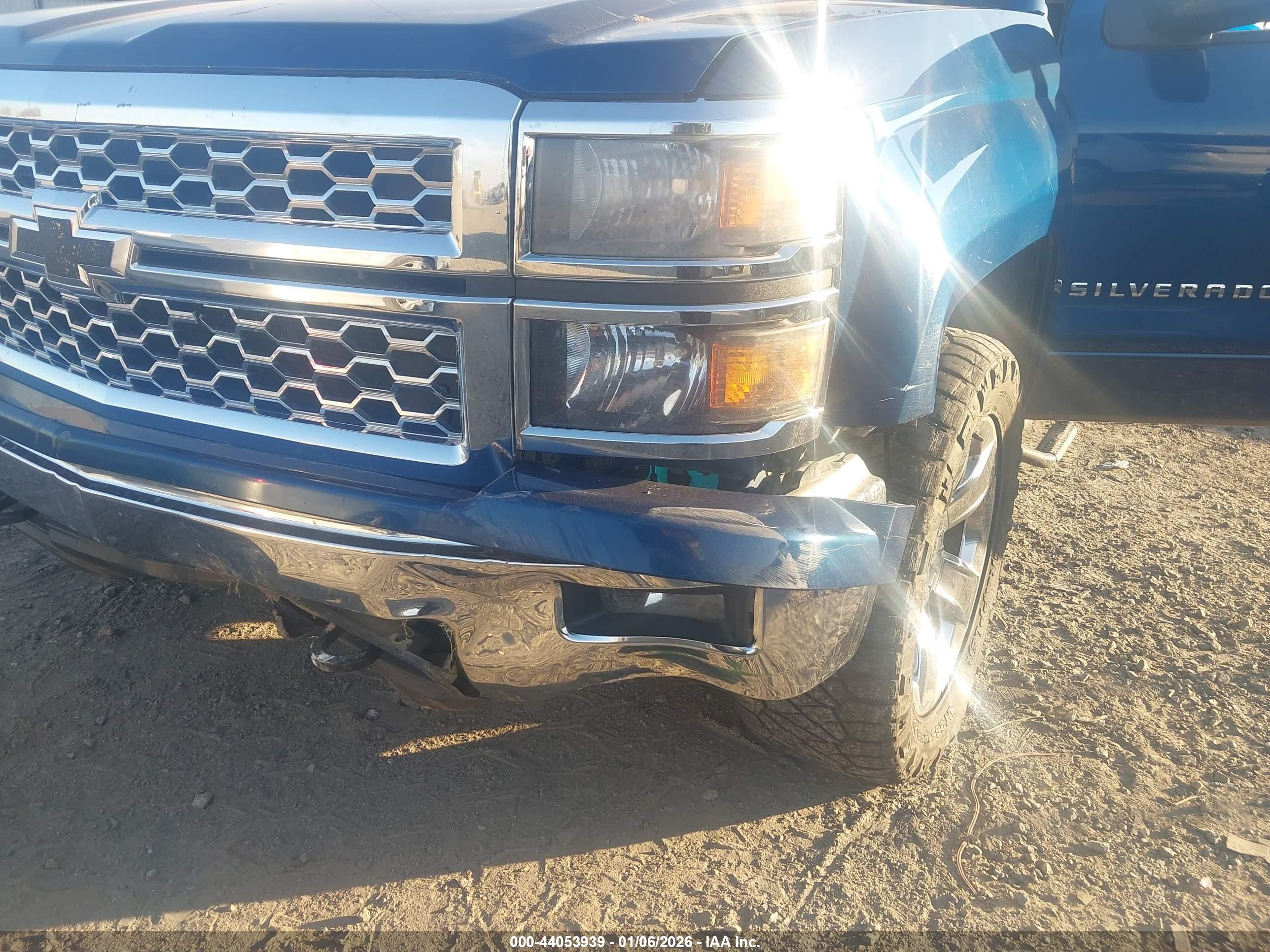 CHEVROLET SILVERADO image 6