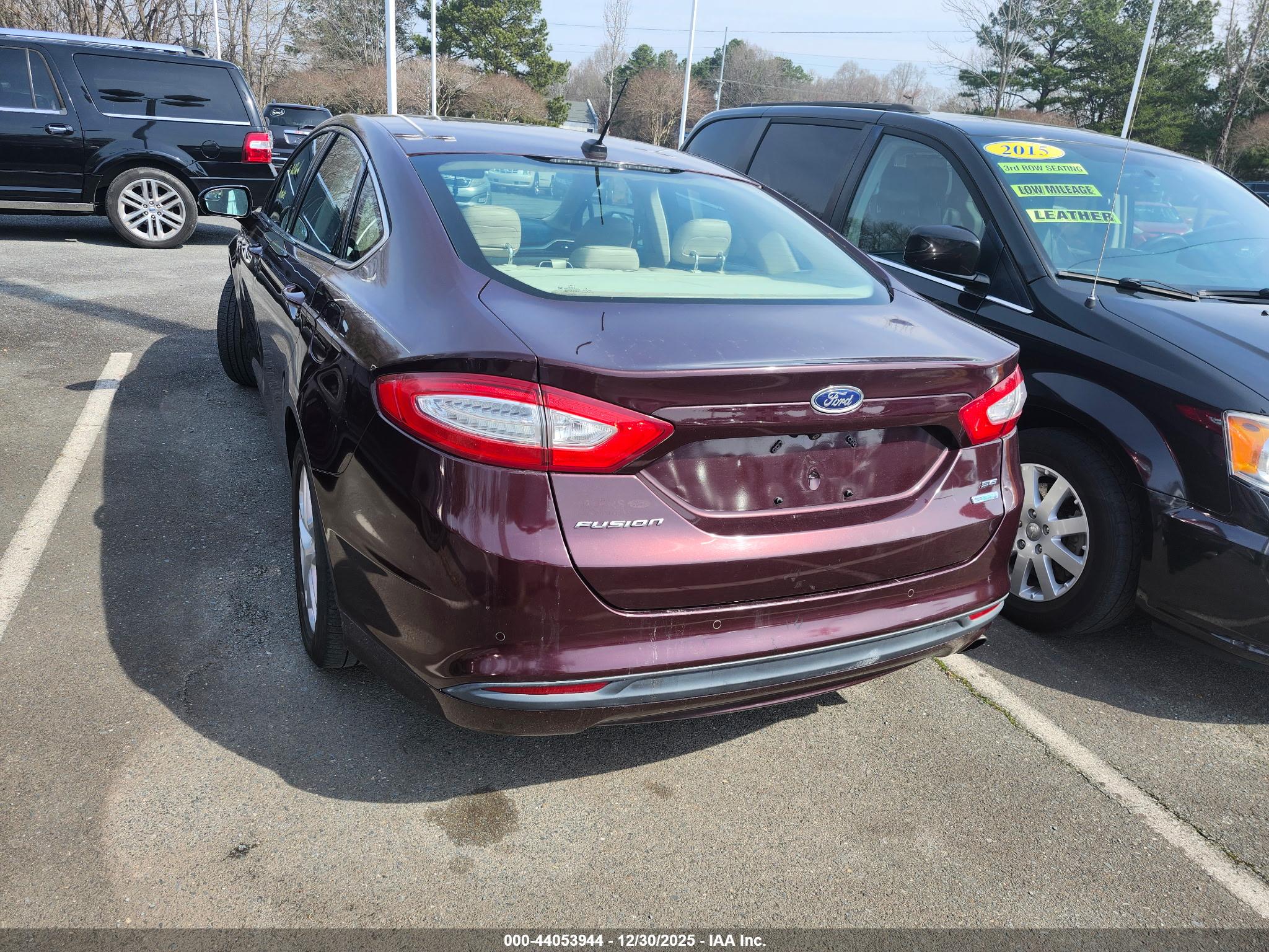 FORD FUSION image 6