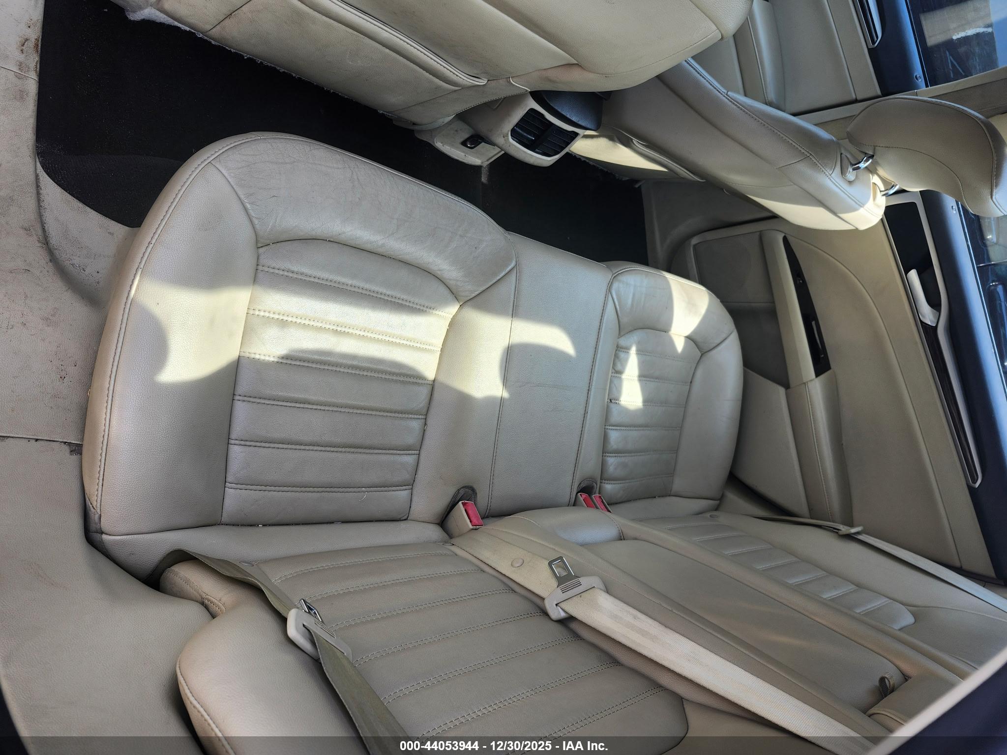 FORD FUSION image 8