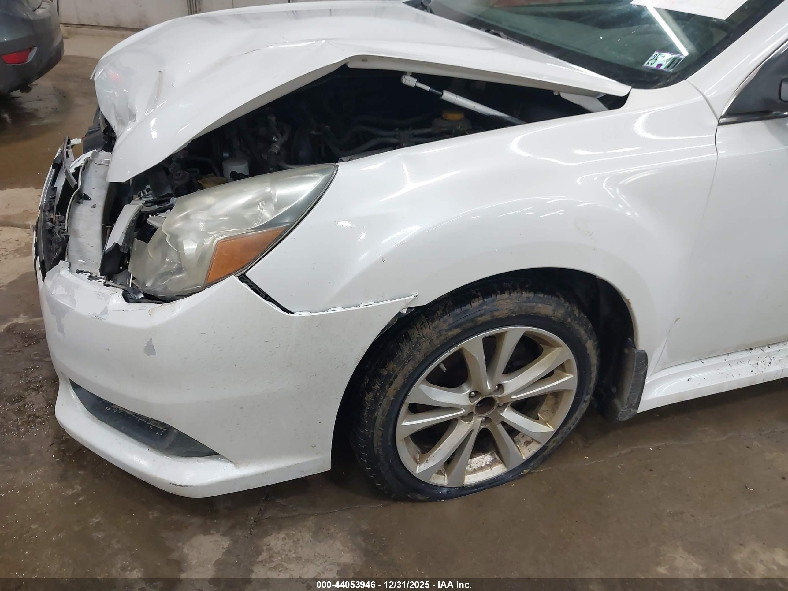 SUBARU LEGACY image 6