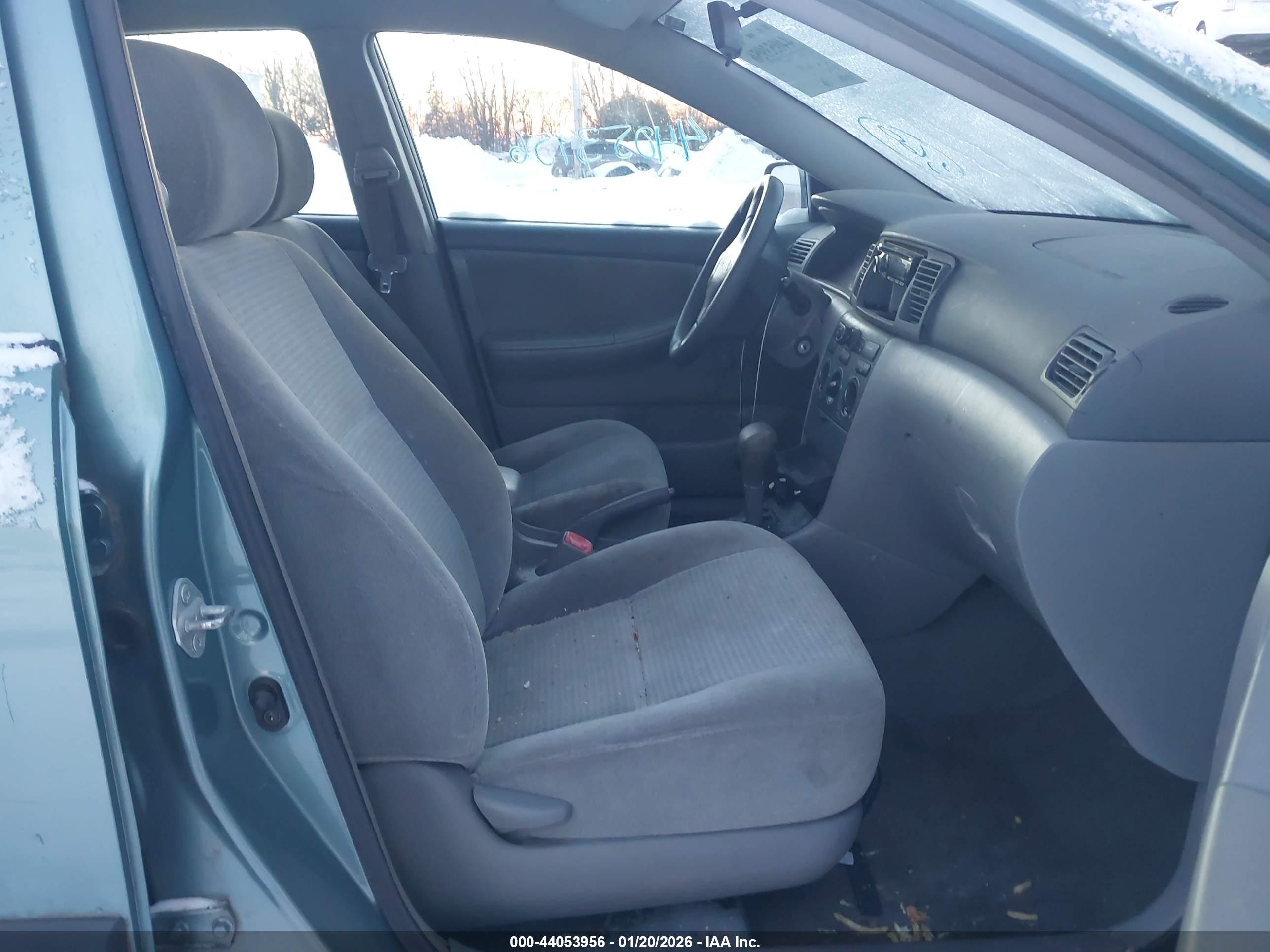 TOYOTA COROLLA image 5