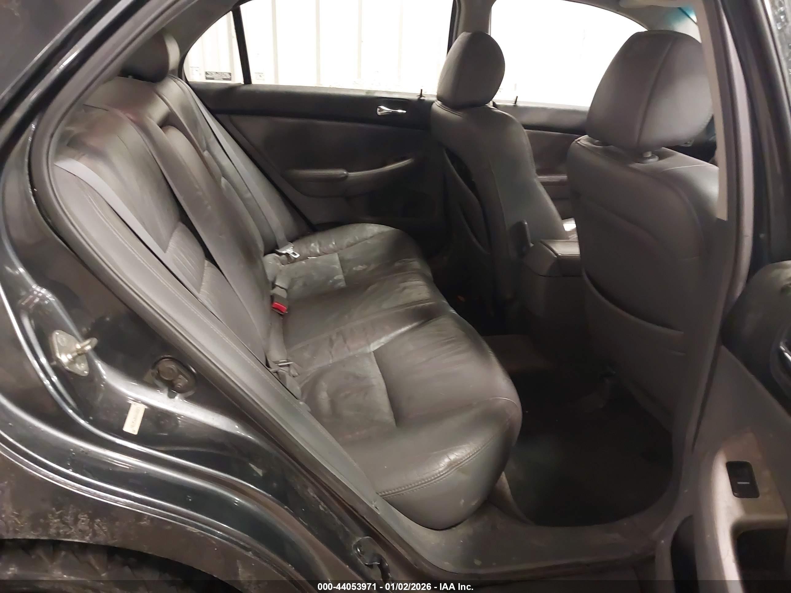 HONDA ACCORD image 8