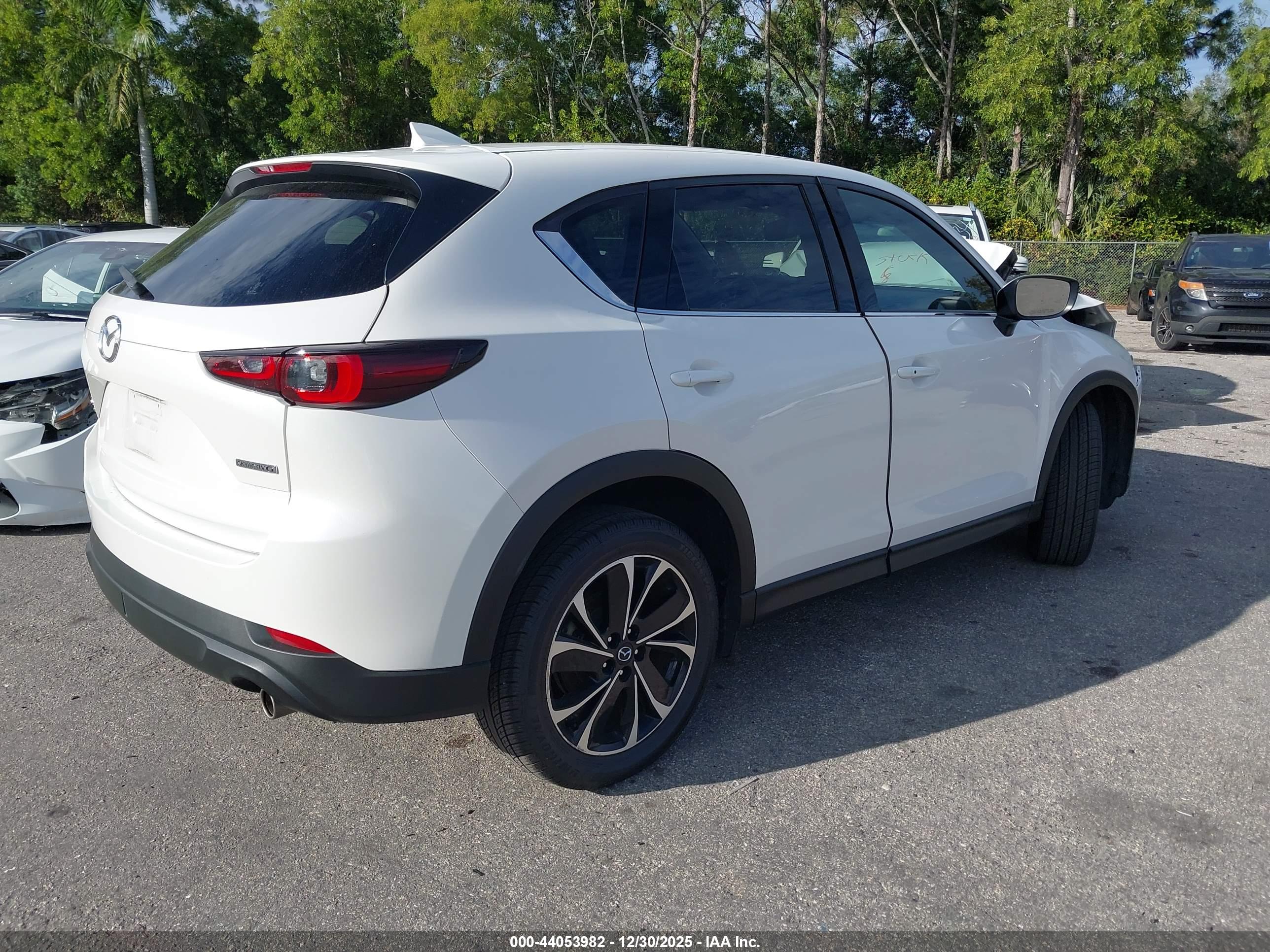 MAZDA CX-5 image 4