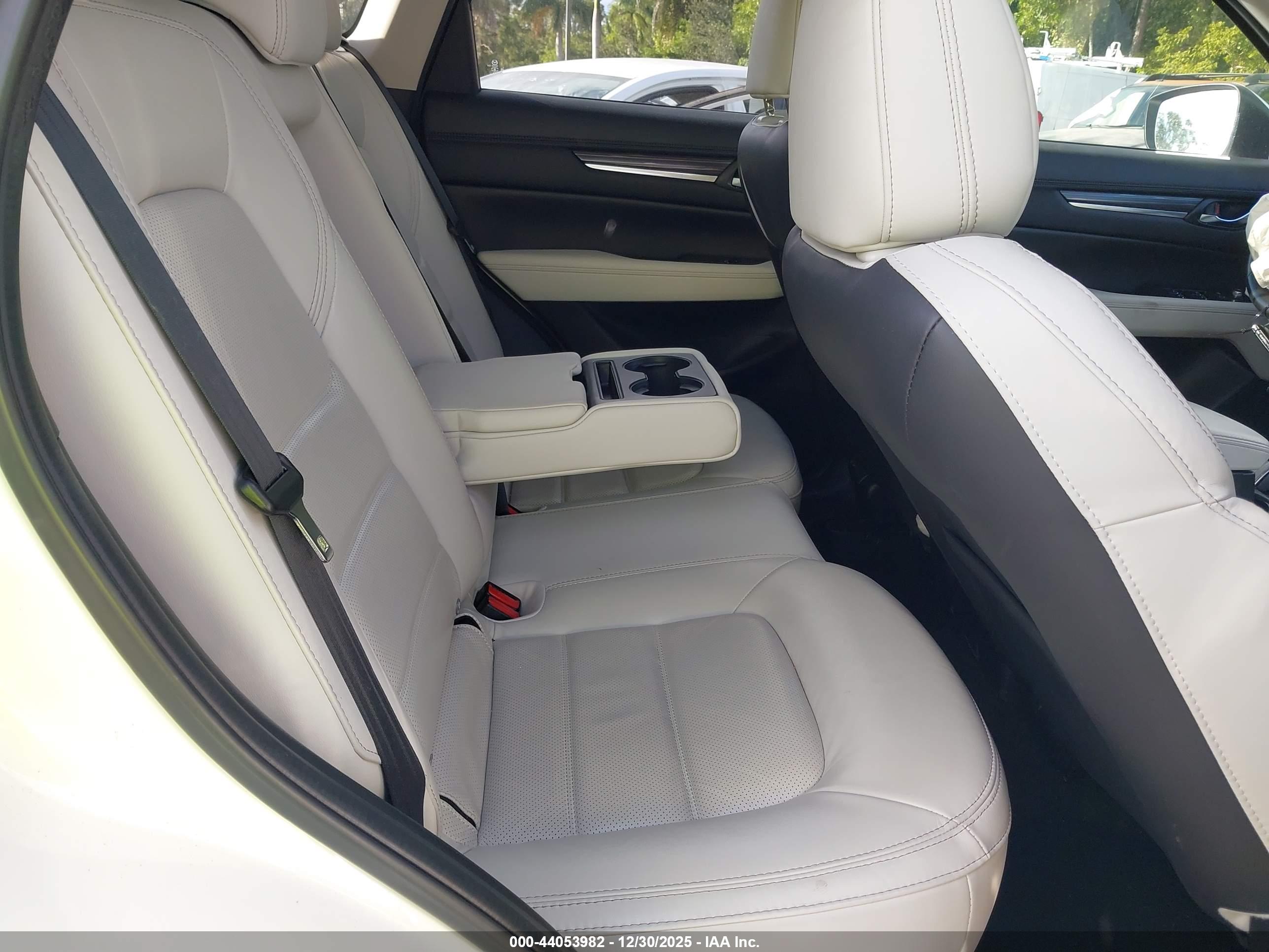 MAZDA CX-5 image 8