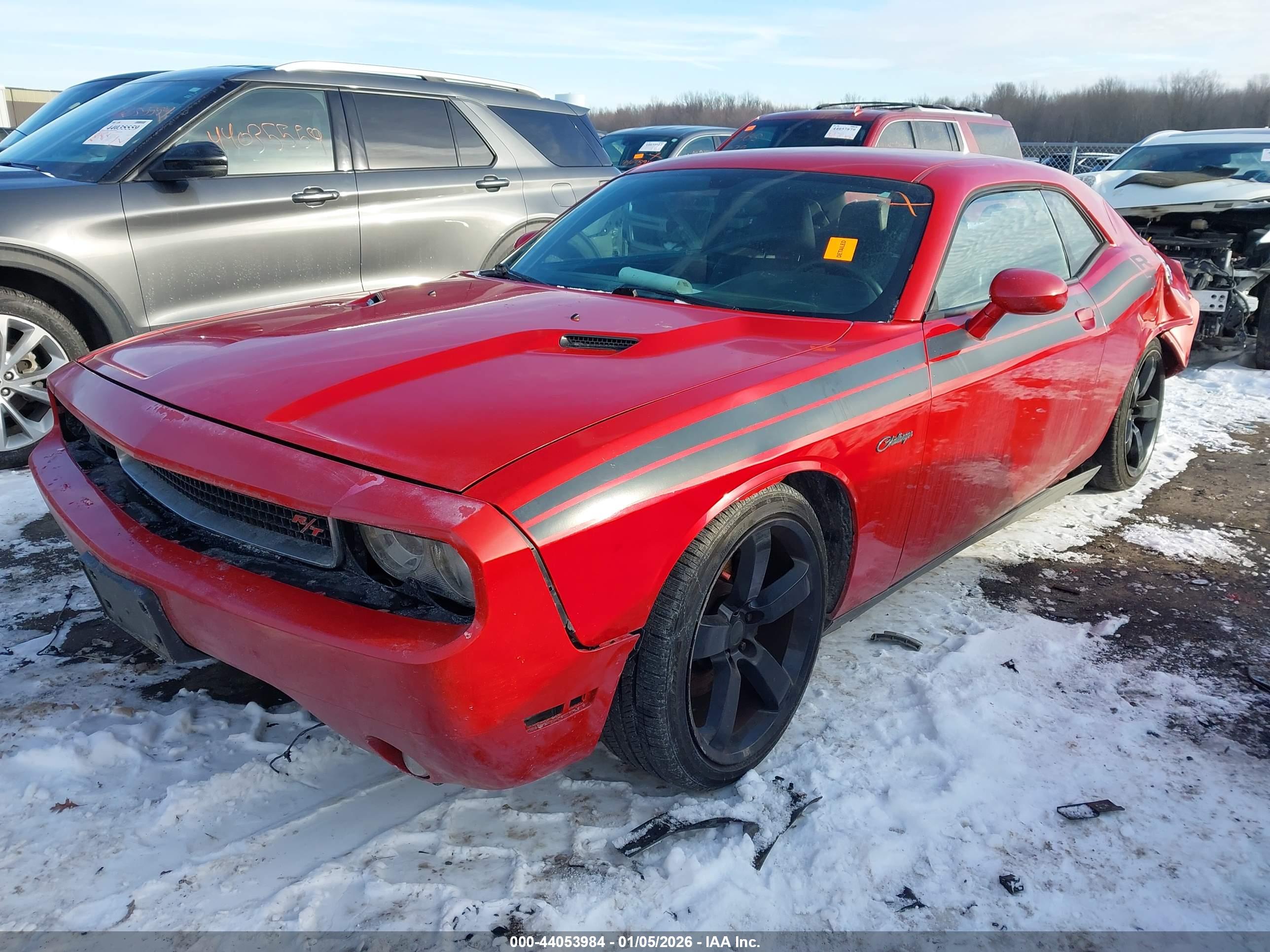 DODGE CHALLENGER image 2