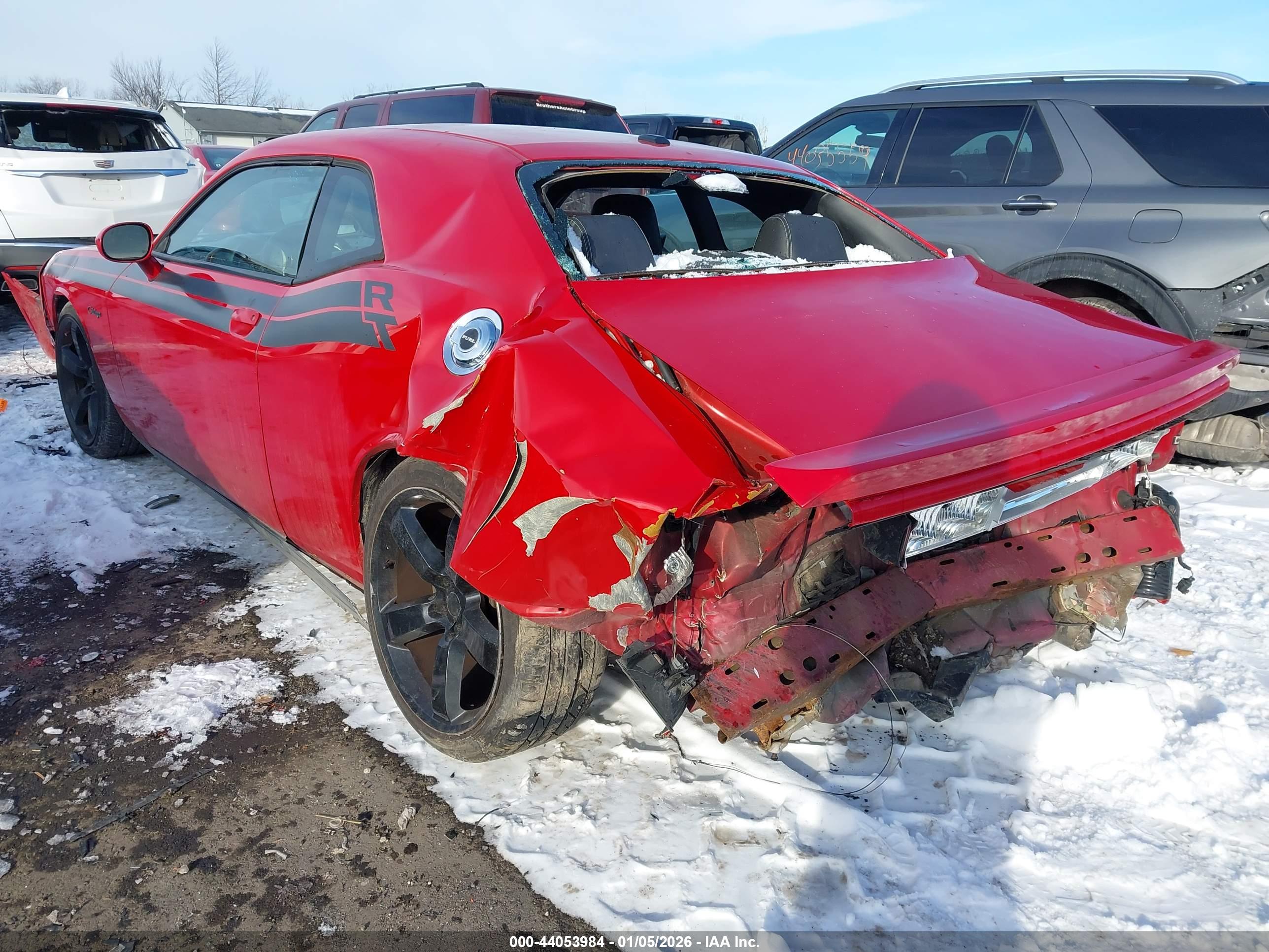DODGE CHALLENGER image 3