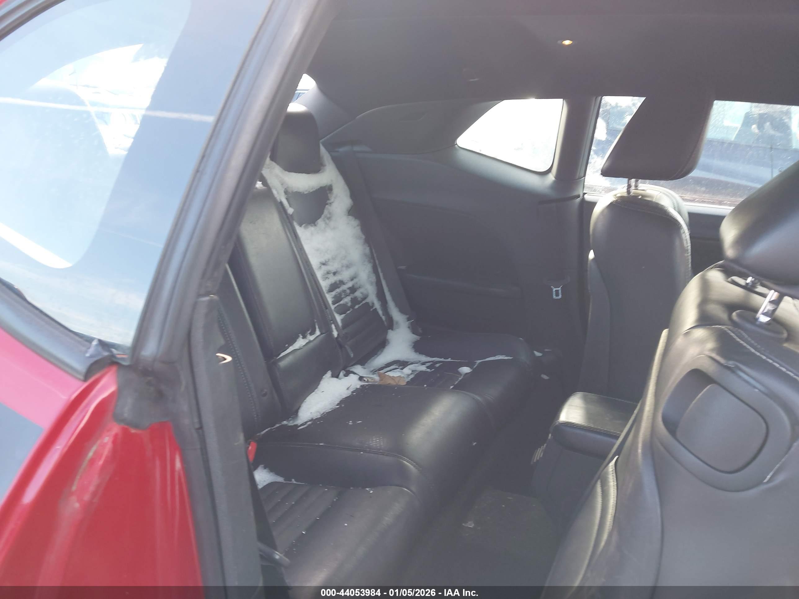 DODGE CHALLENGER image 8