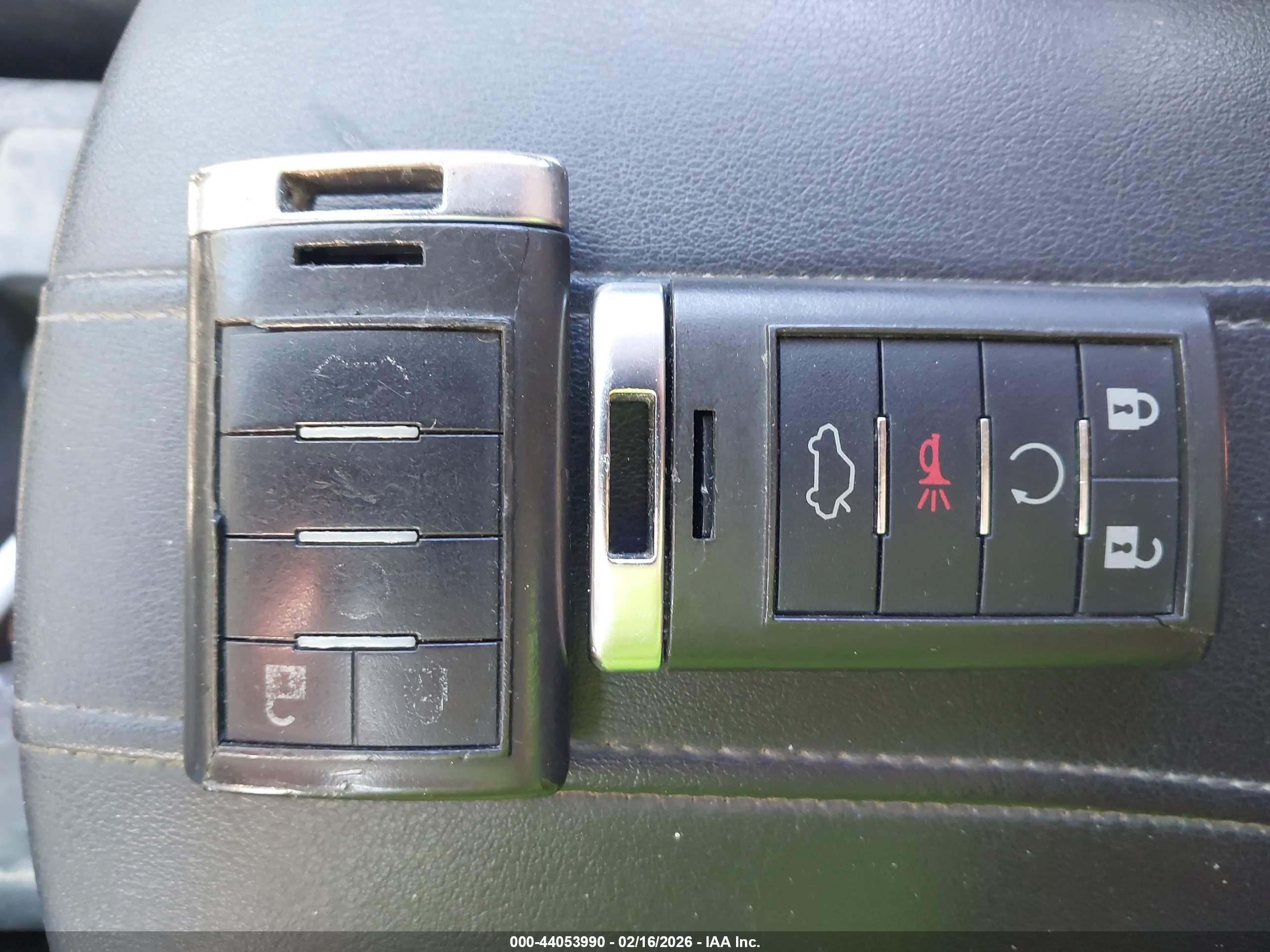 CADILLAC CTS image 11