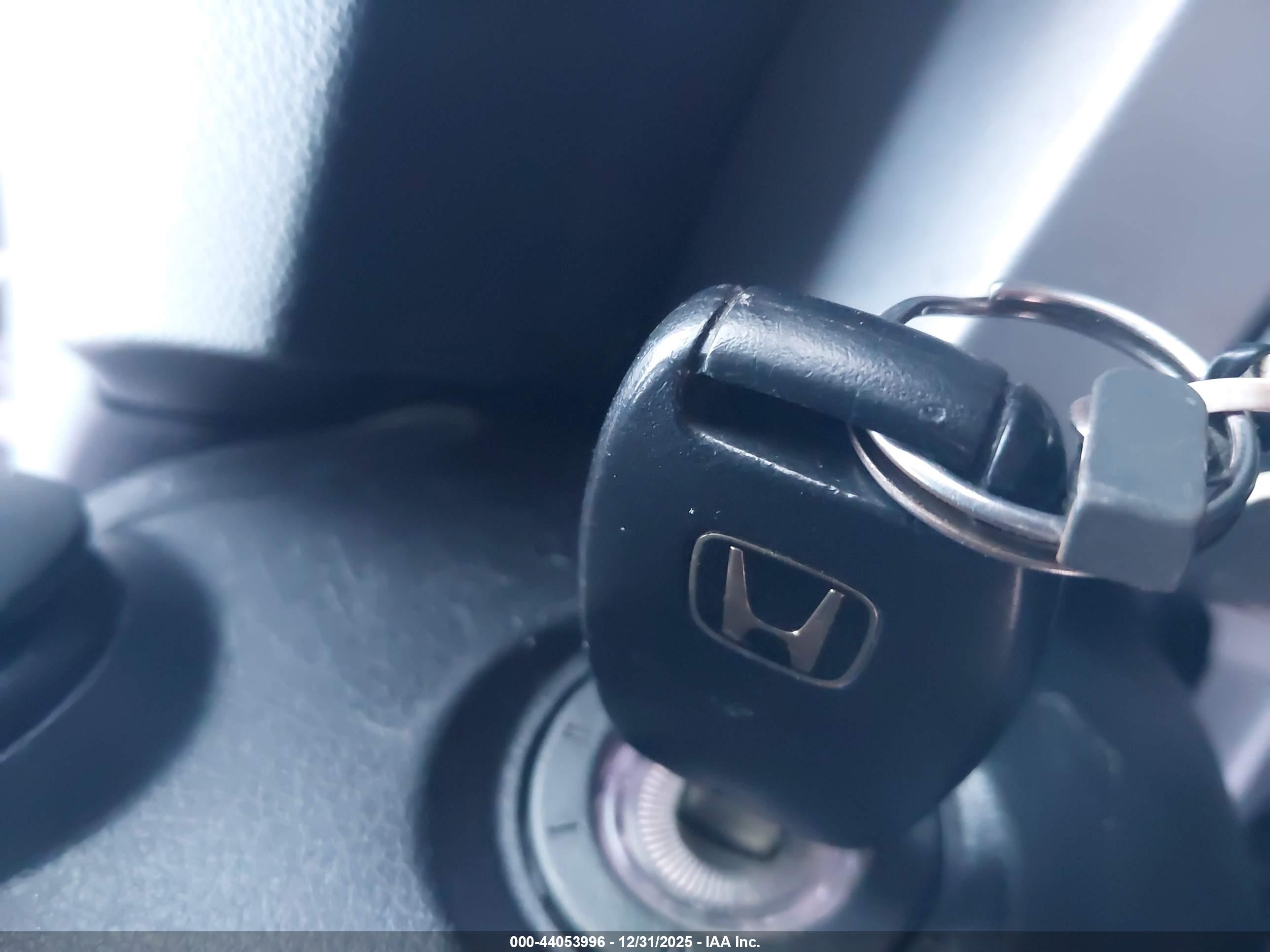 HONDA CR-V image 11