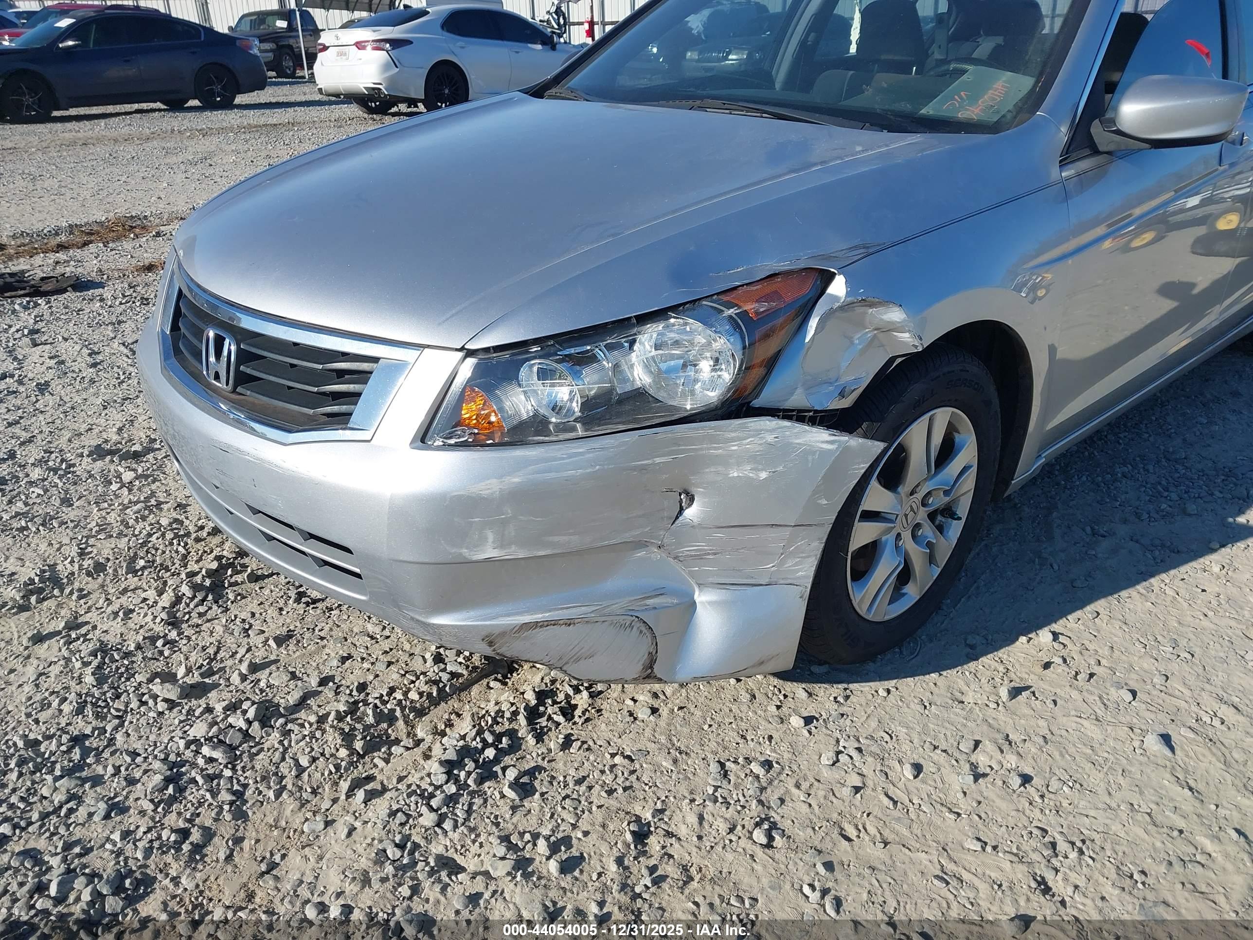 HONDA ACCORD image 6