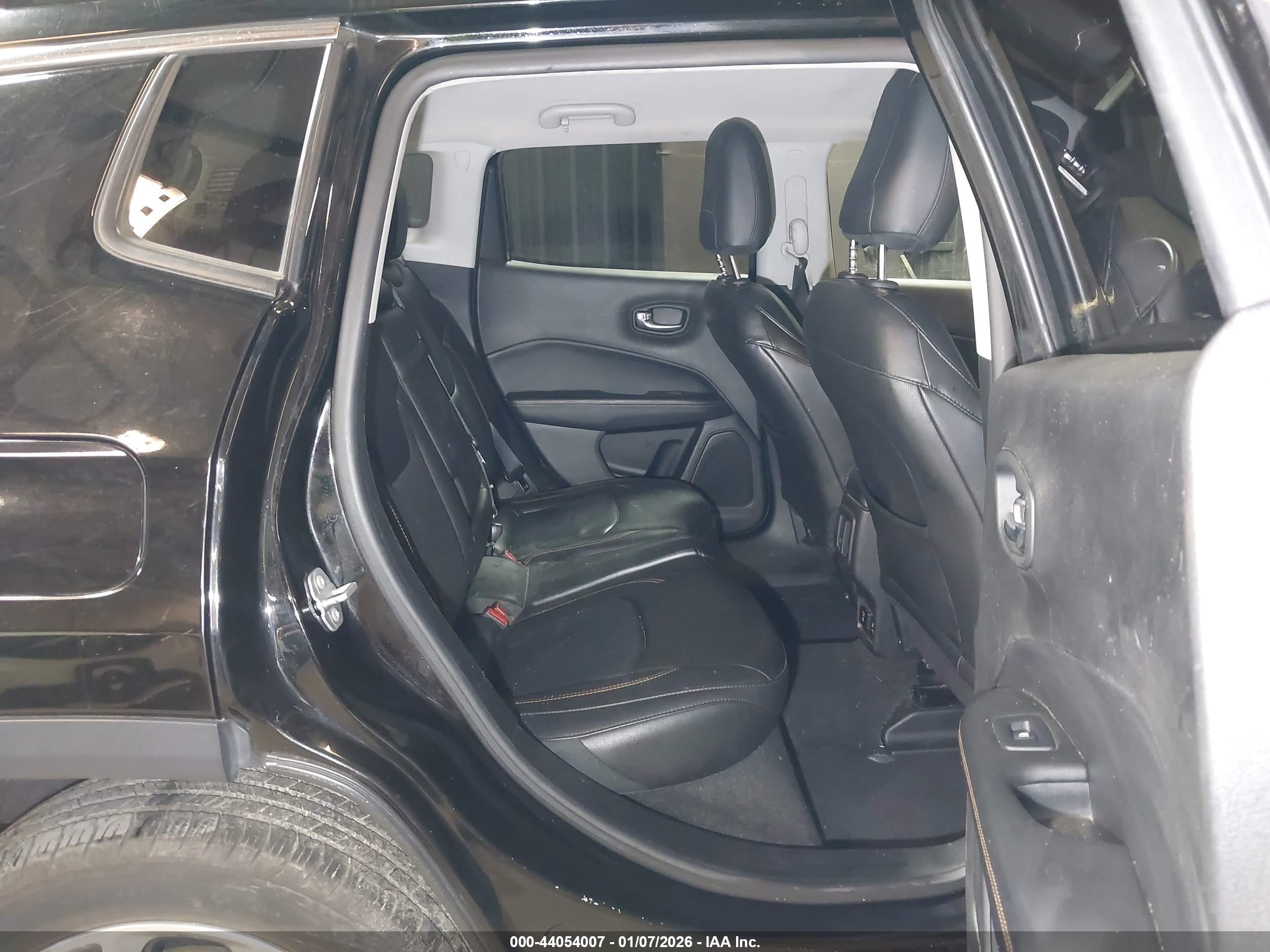 JEEP COMPASS image 8