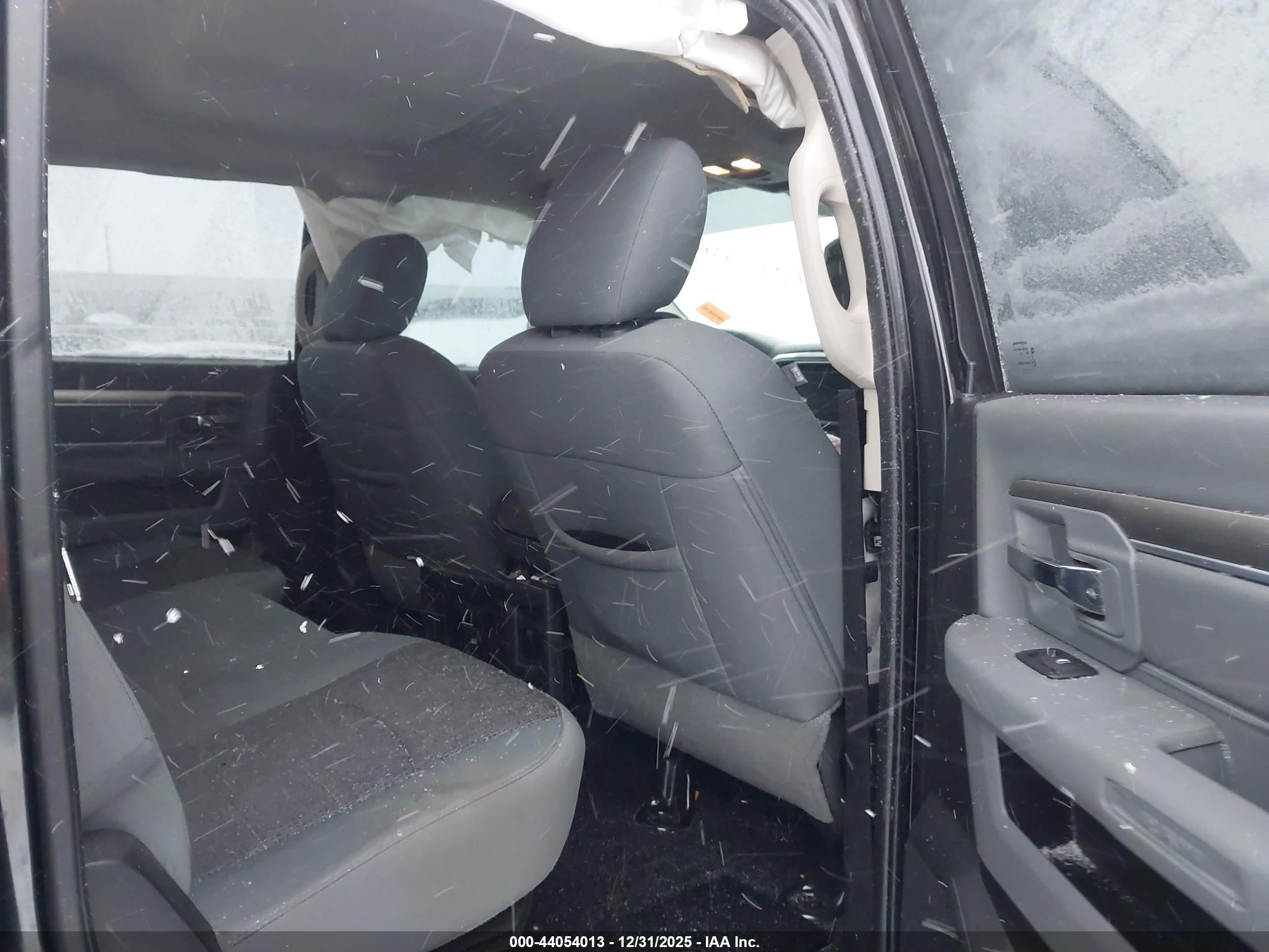 RAM 1500 image 8