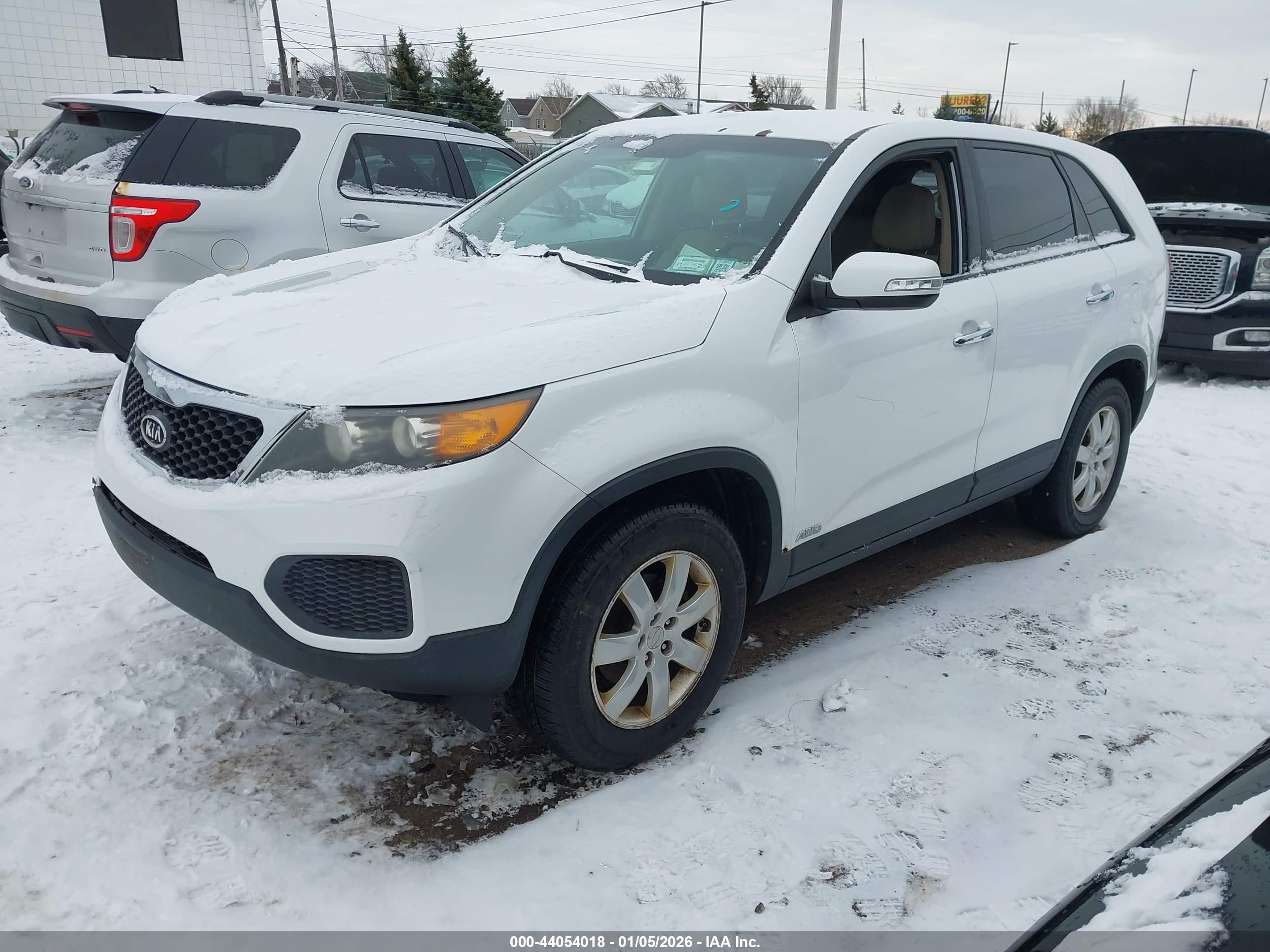 KIA SORENTO image 2