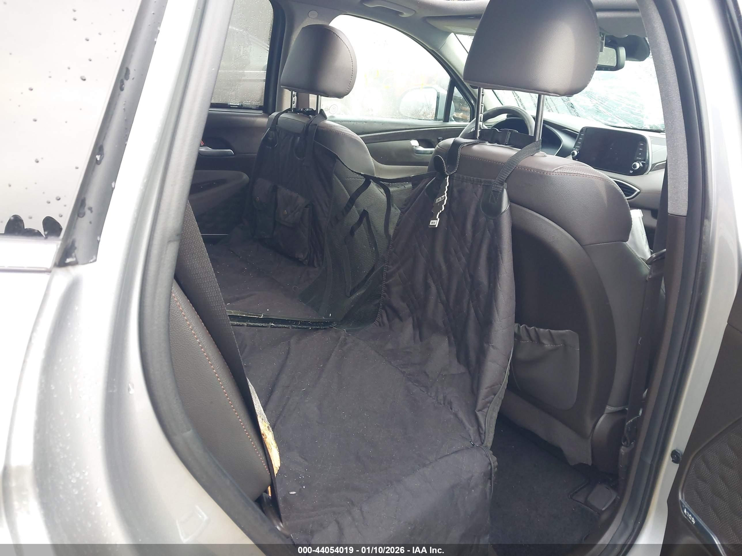 HYUNDAI SANTA image 8