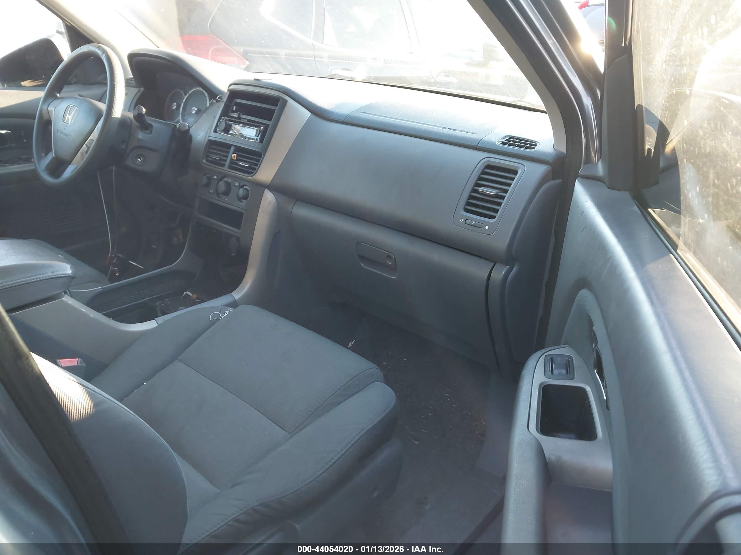 HONDA PILOT image 5