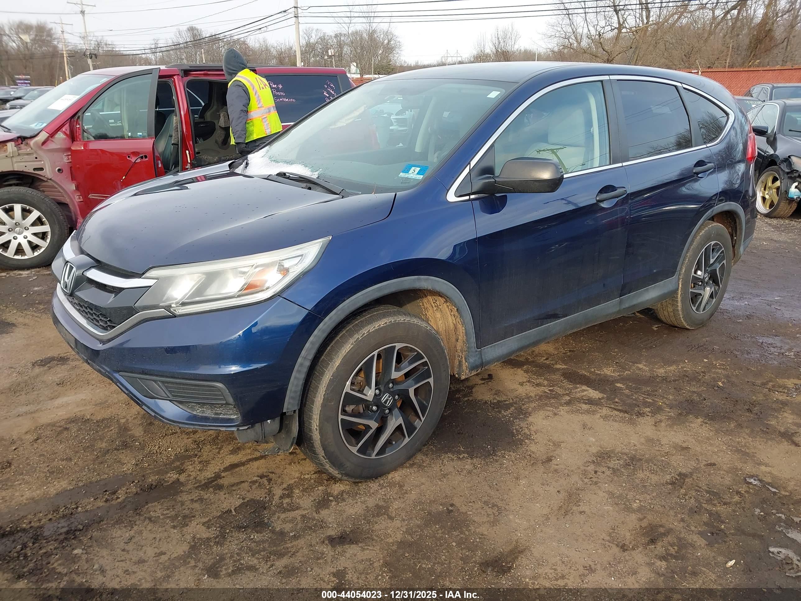 HONDA CR-V image 2