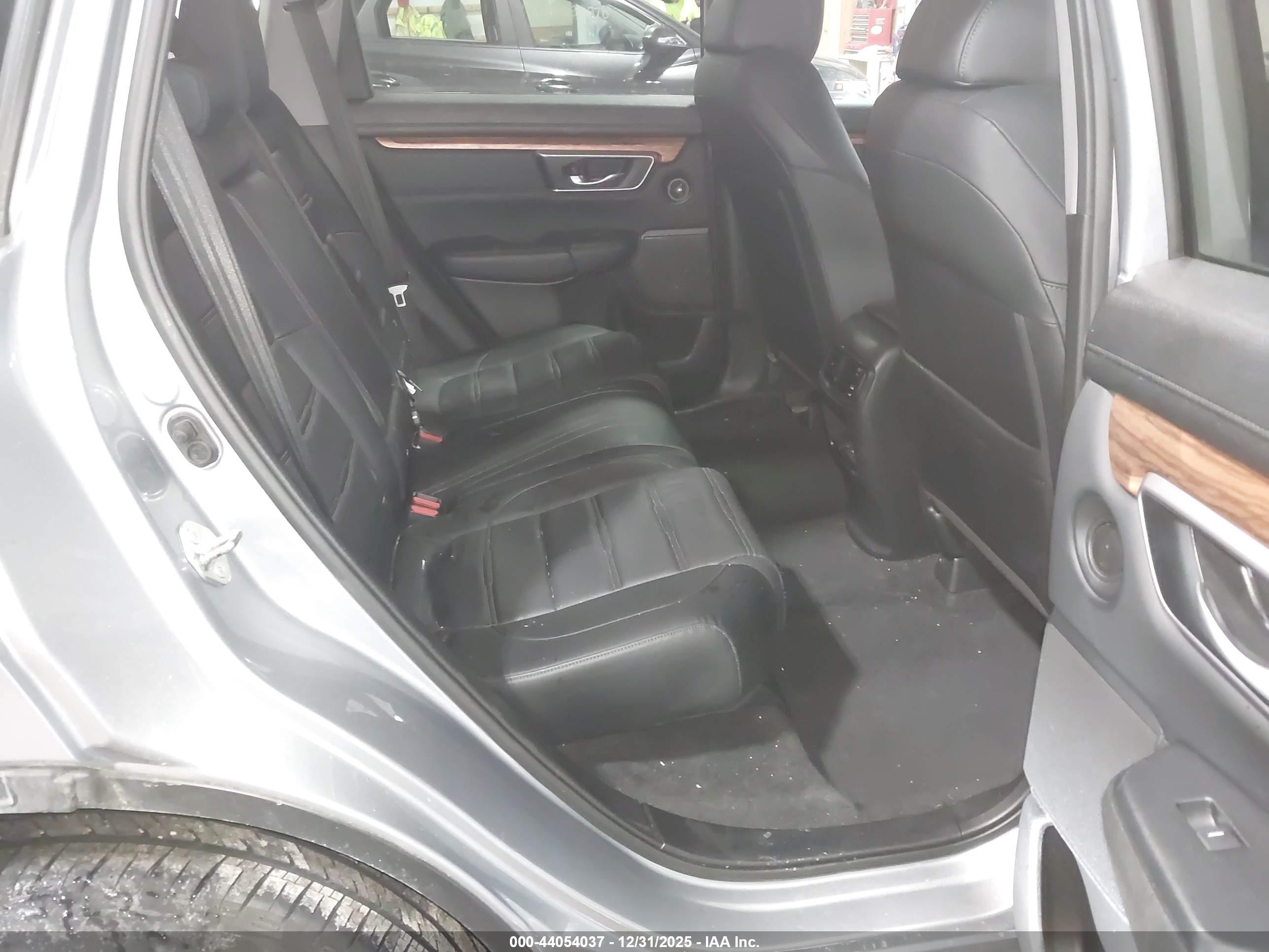 HONDA CR-V image 8