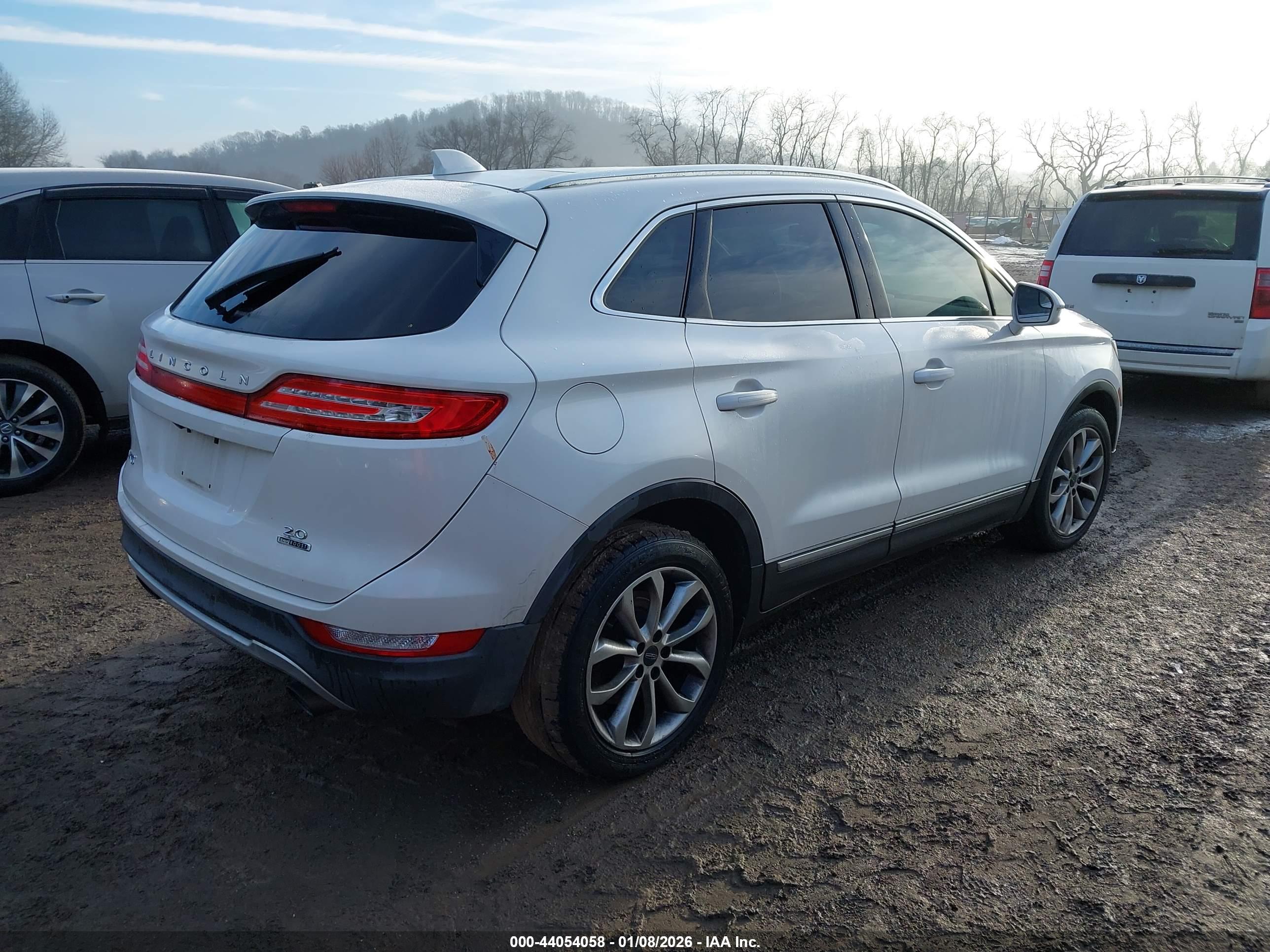 LINCOLN MKC image 4