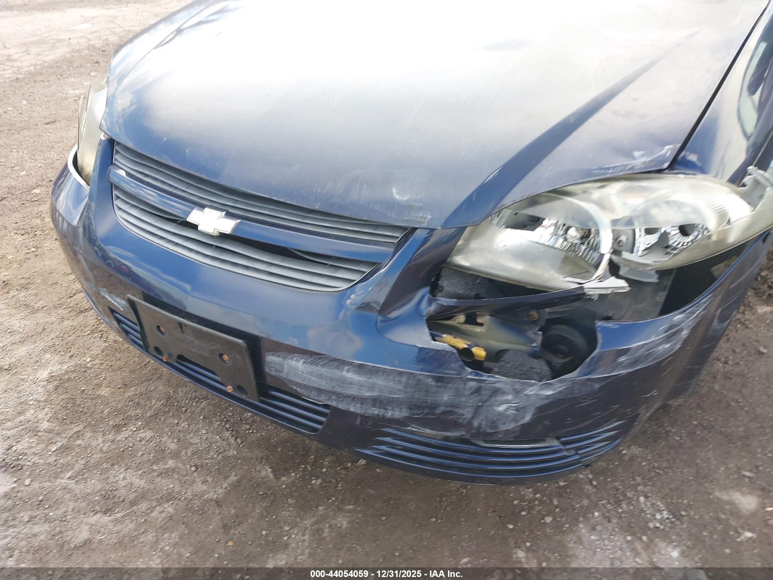 CHEVROLET COBALT image 6