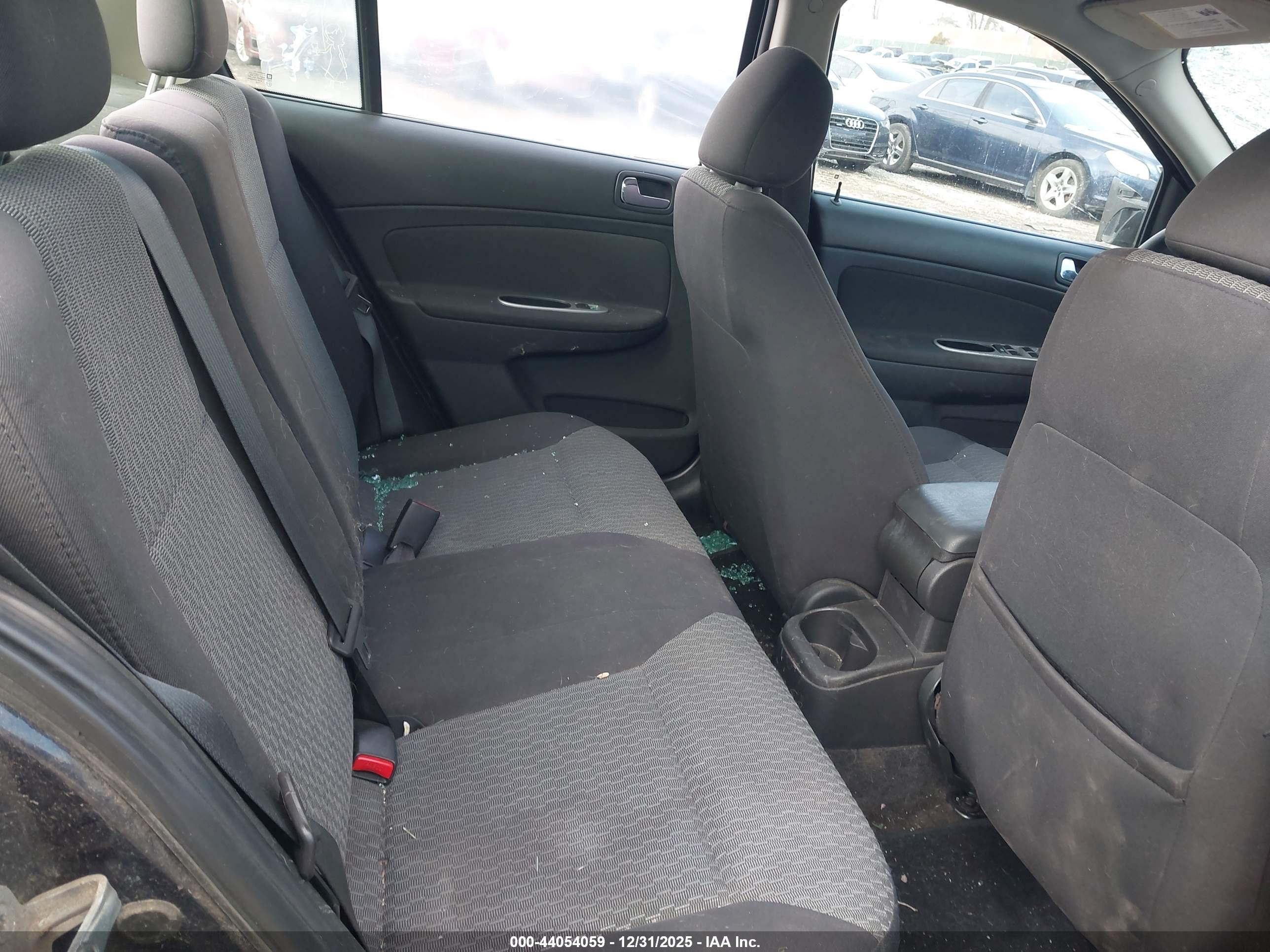 CHEVROLET COBALT image 8