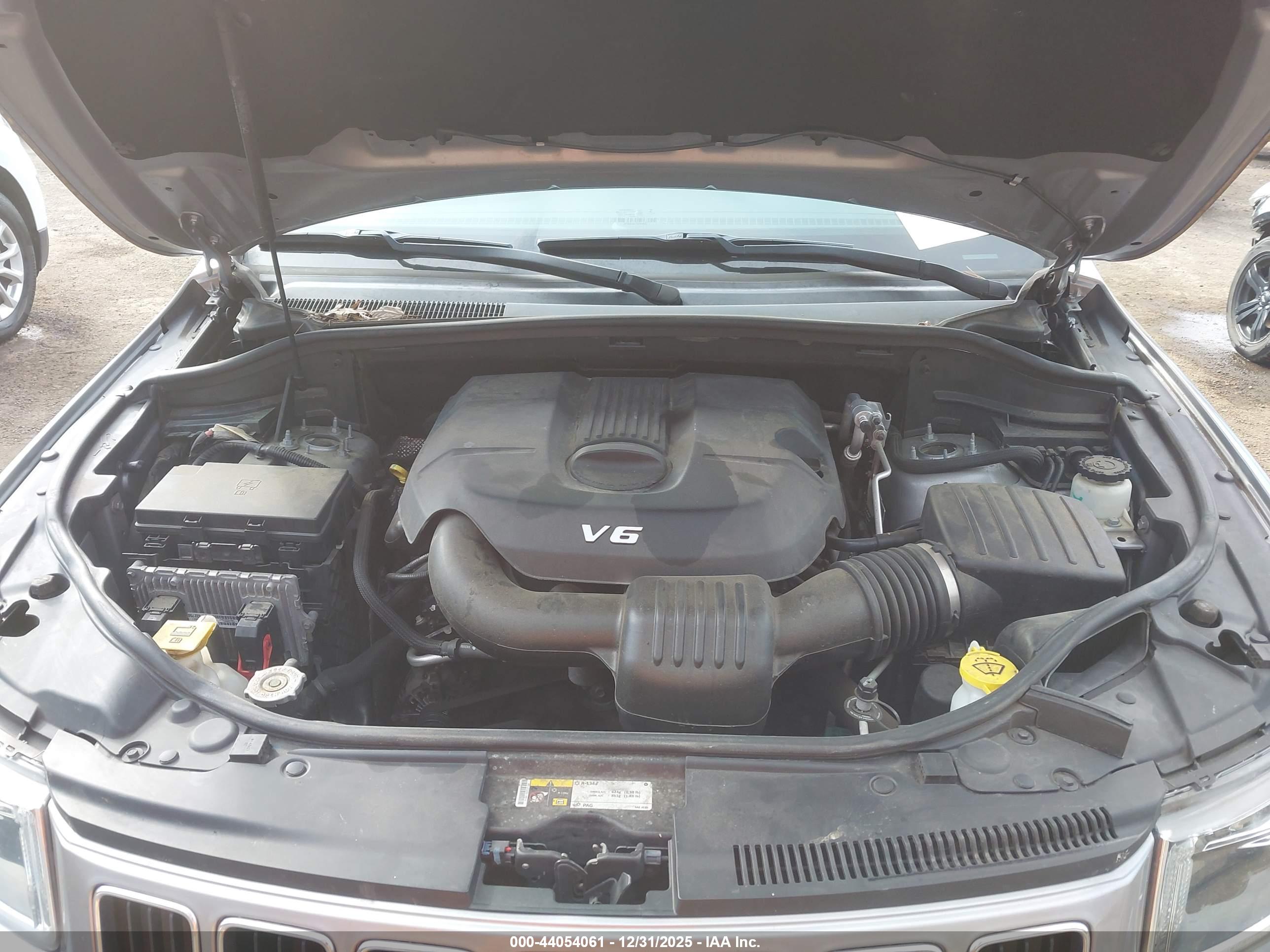 JEEP GRAND image 10