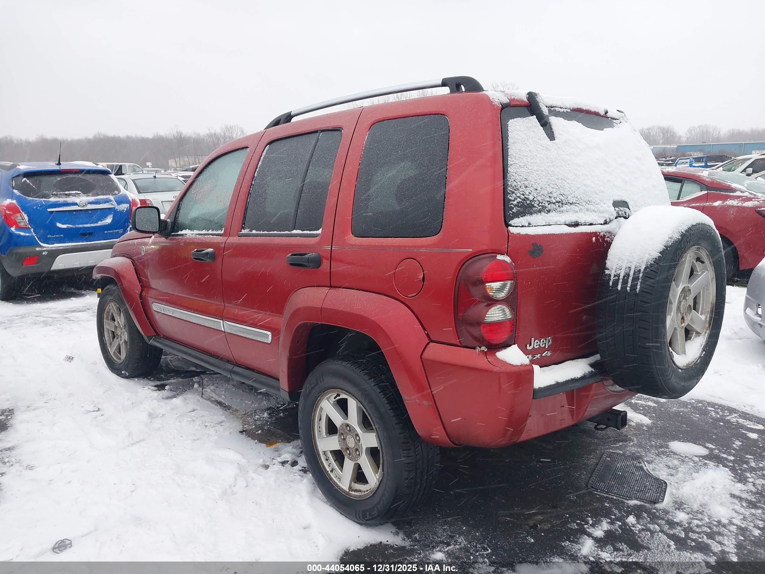 JEEP LIBERTY image 3