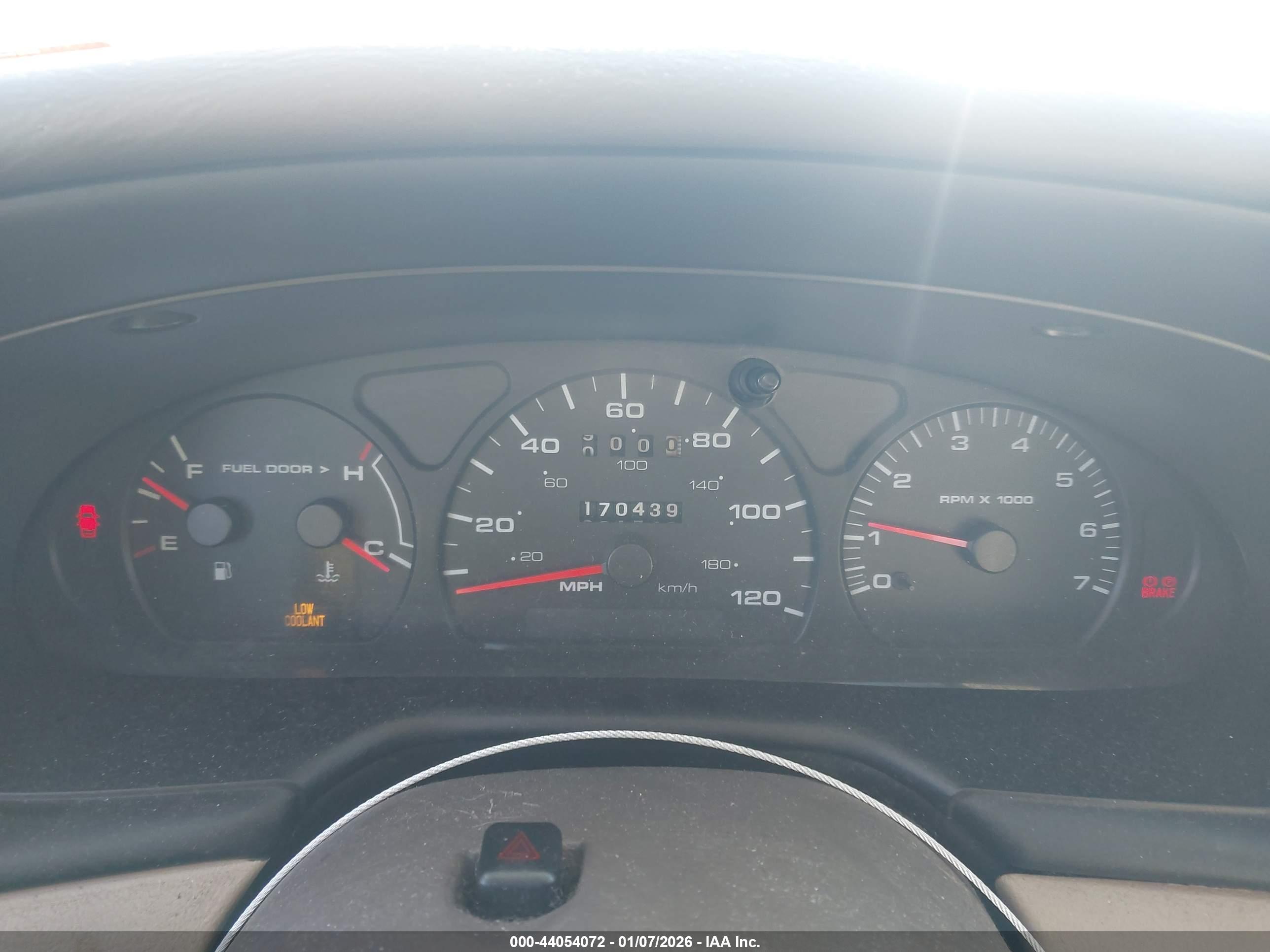 FORD TAURUS image 7