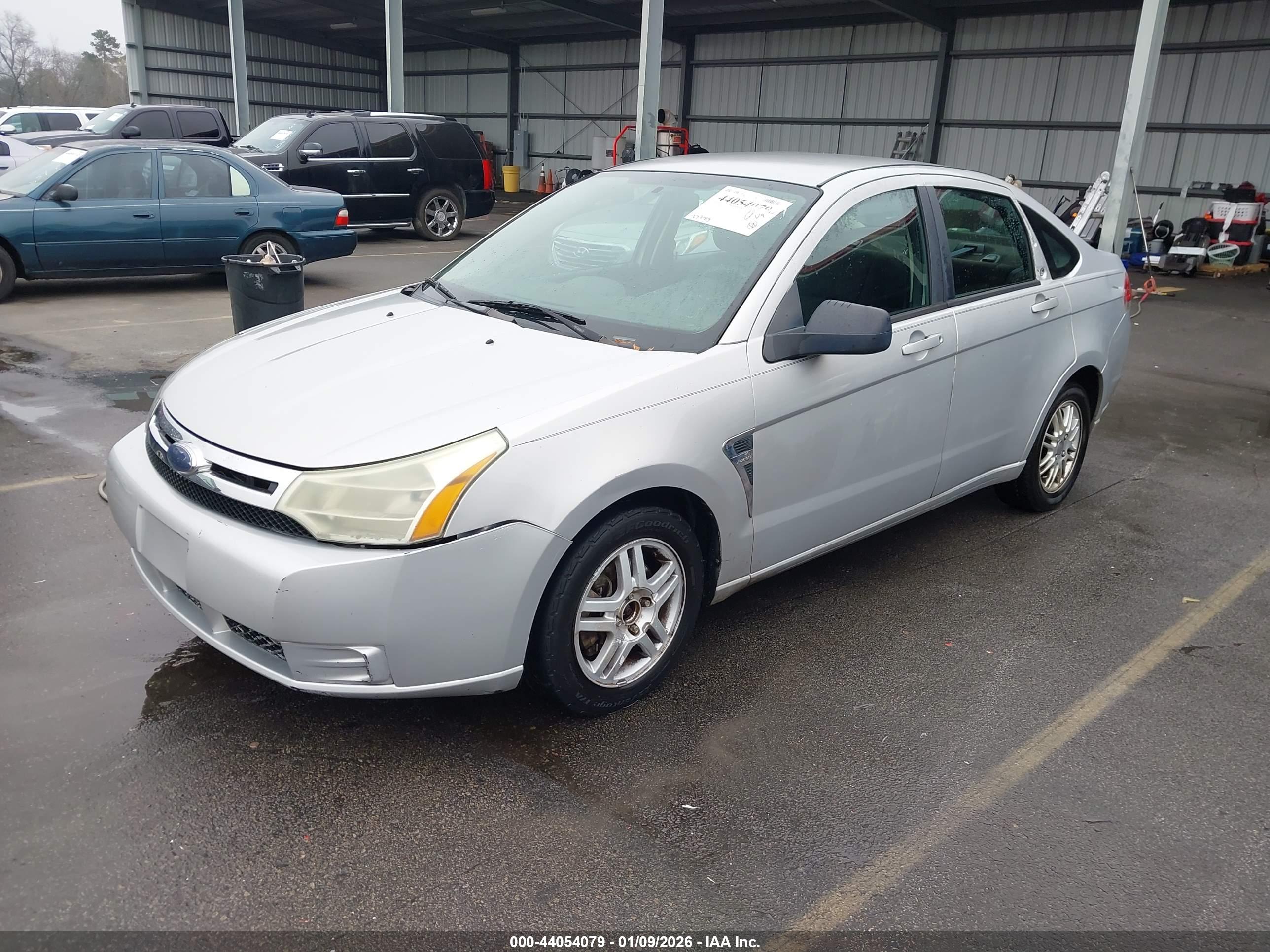 FORD FOCUS image 2