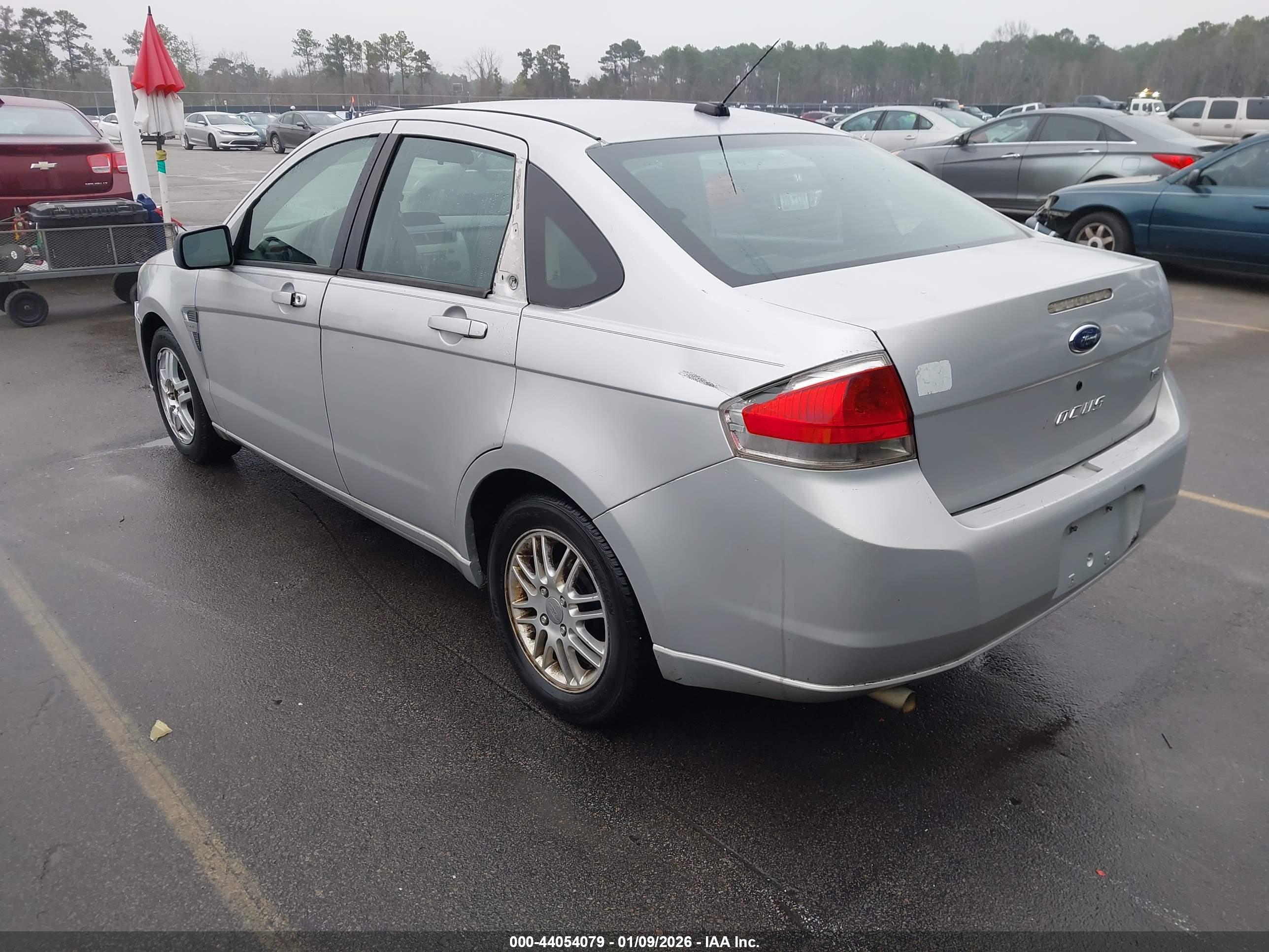 FORD FOCUS image 3
