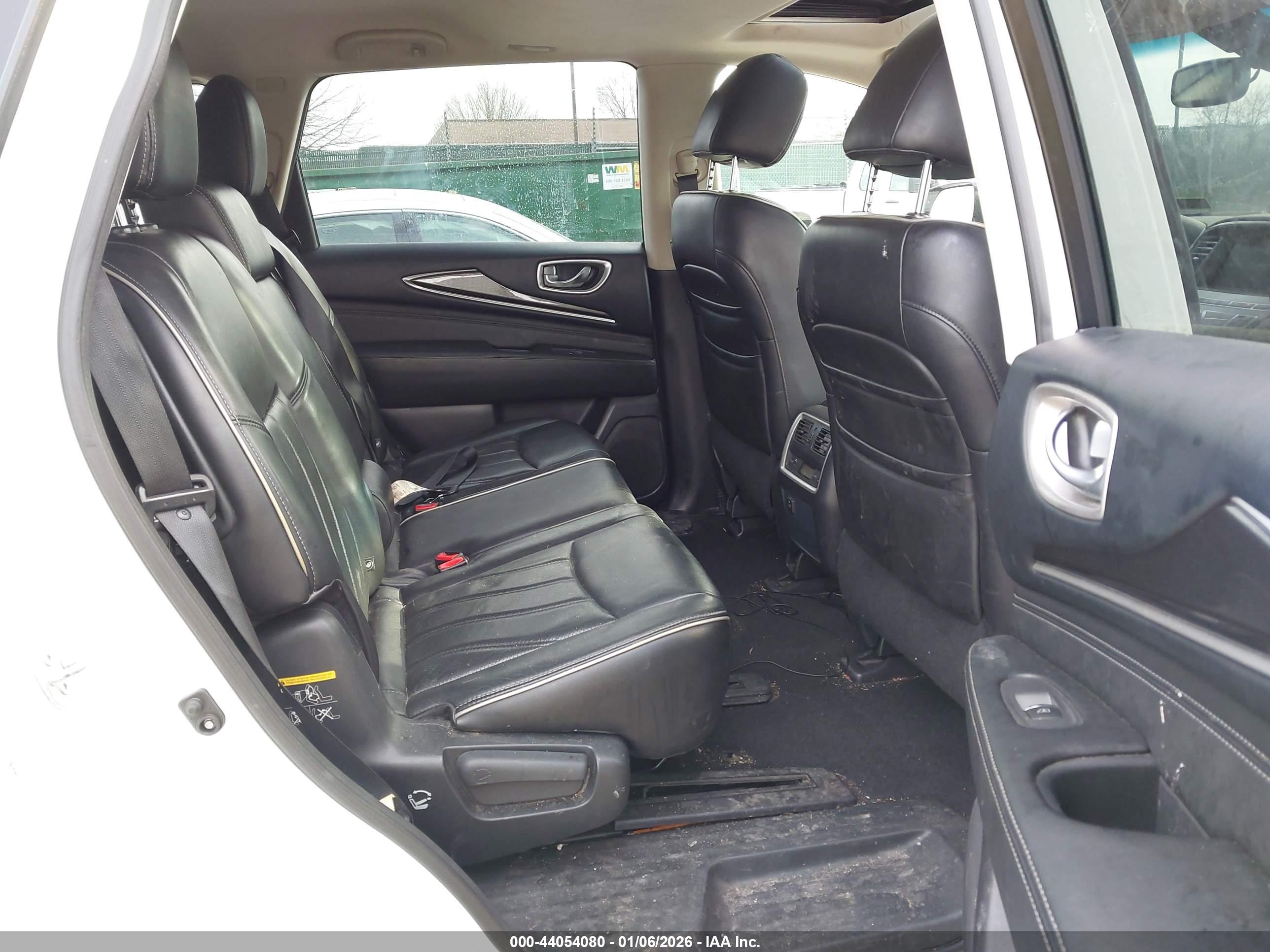 INFINITI QX60 image 8