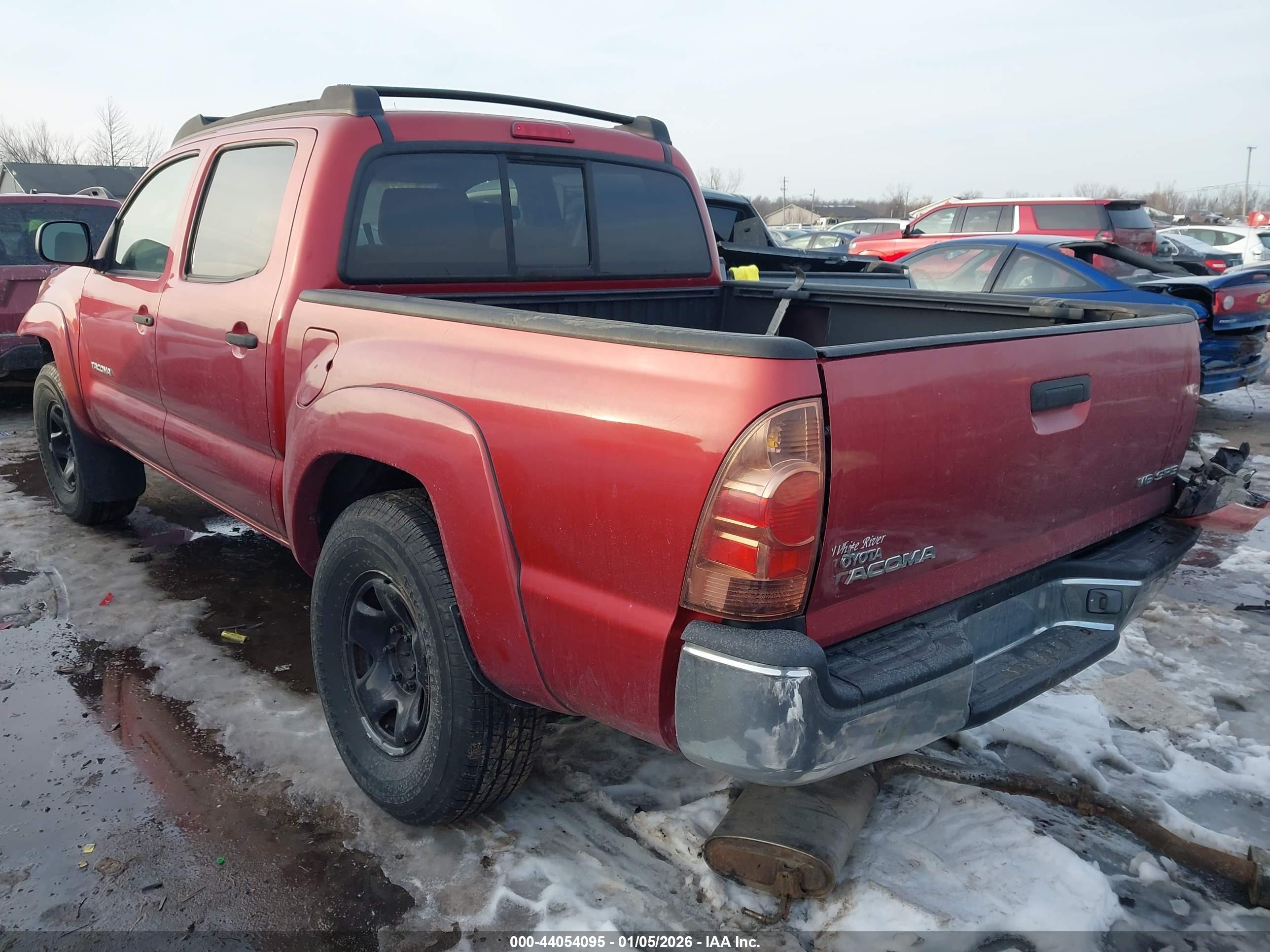 TOYOTA TACOMA image 3