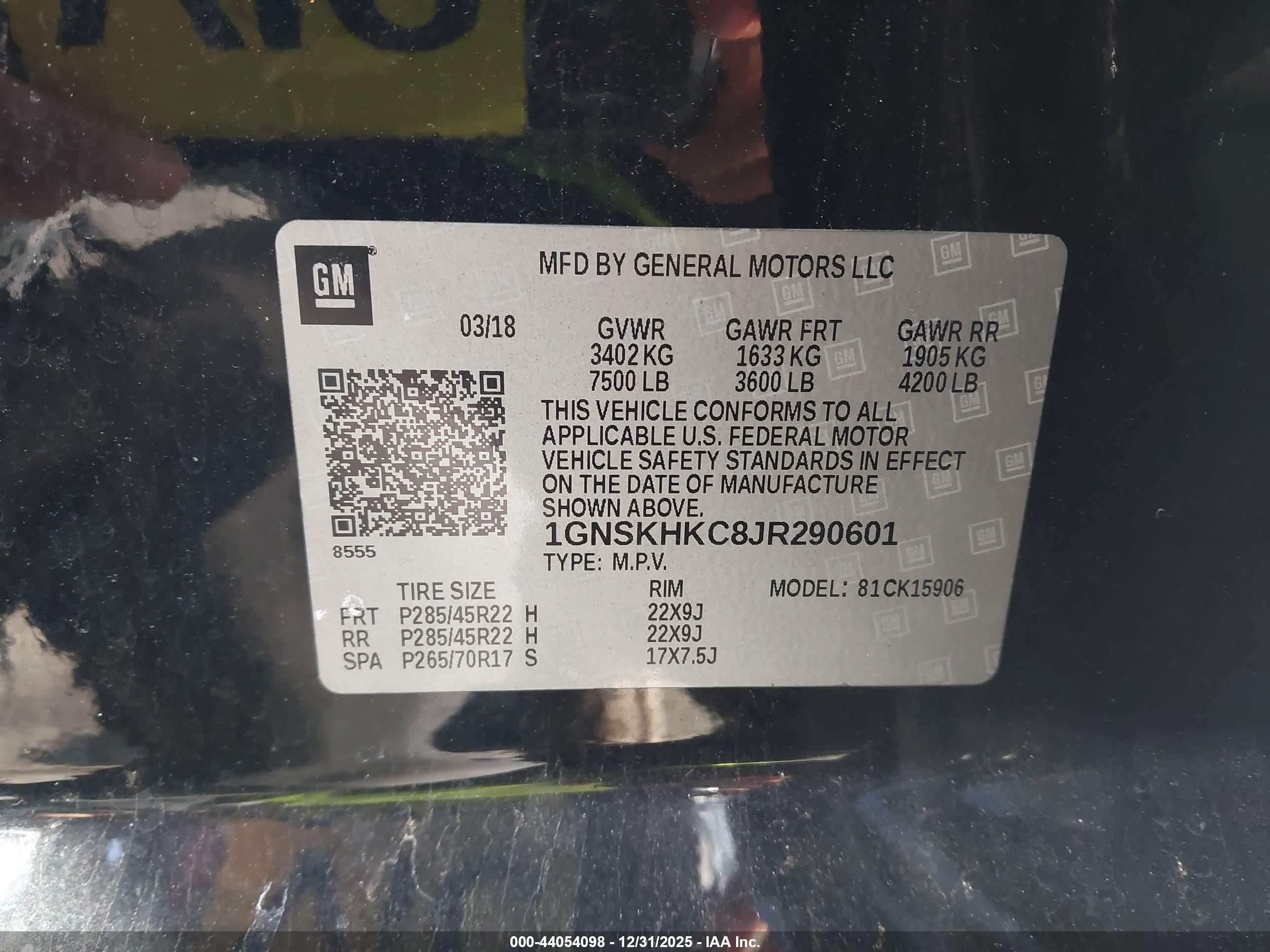 CHEVROLET SUBURBAN image 9