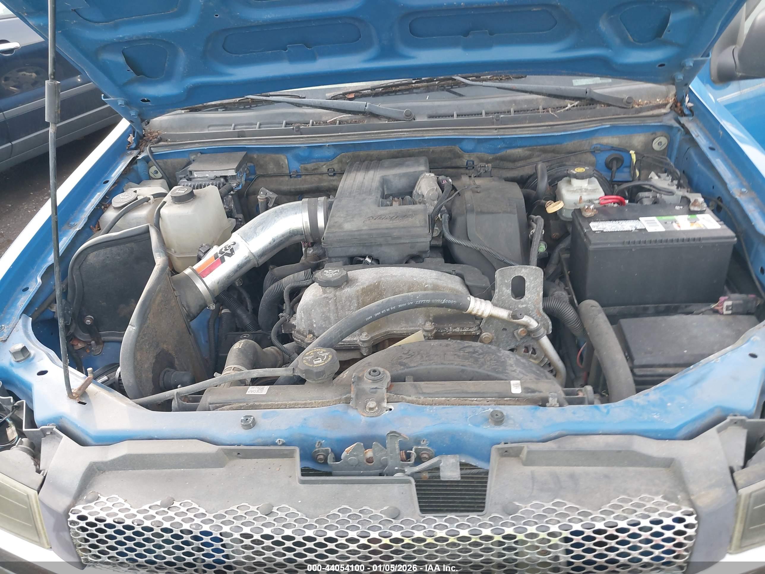CHEVROLET COLORADO image 10