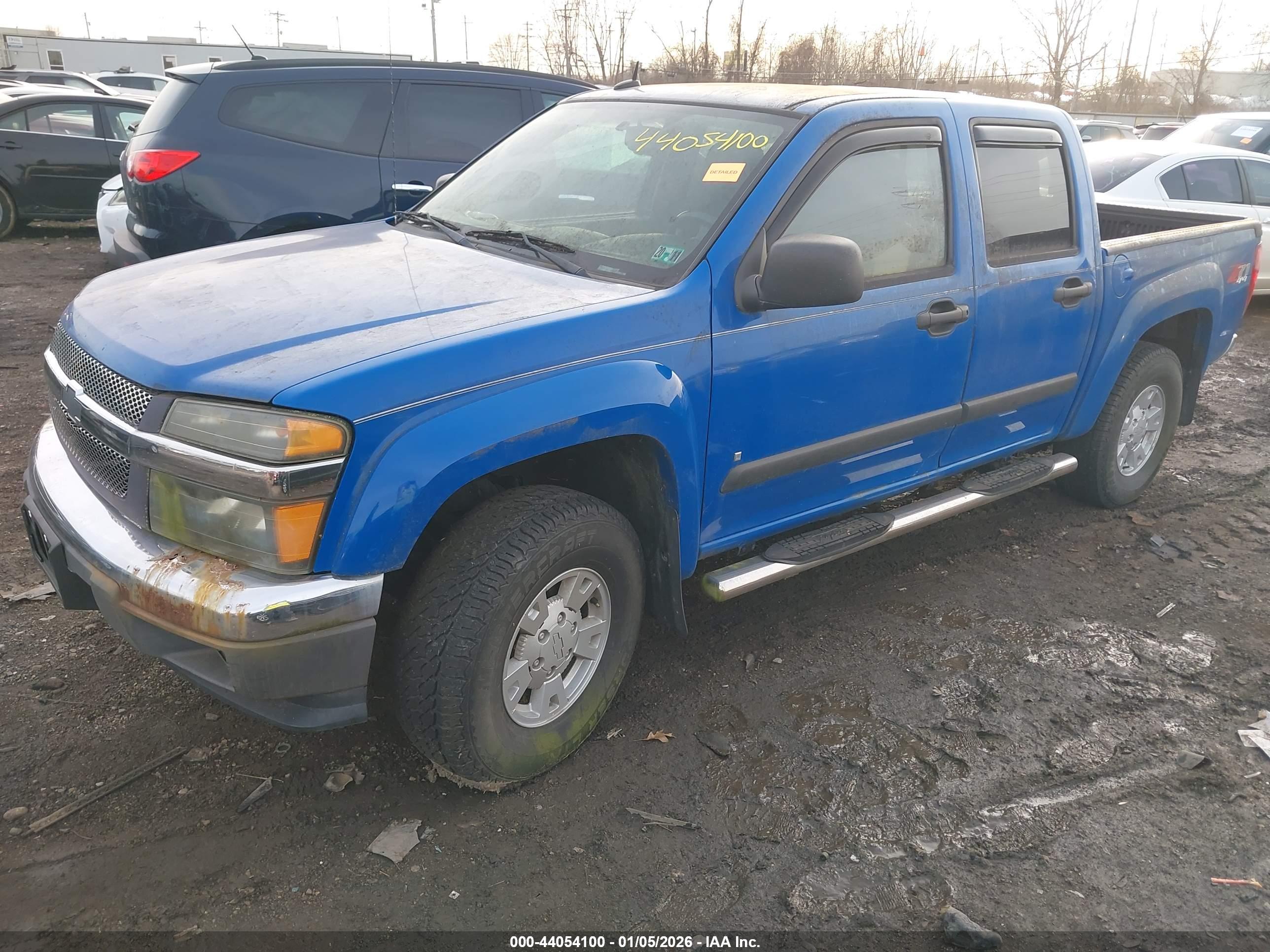 CHEVROLET COLORADO image 2