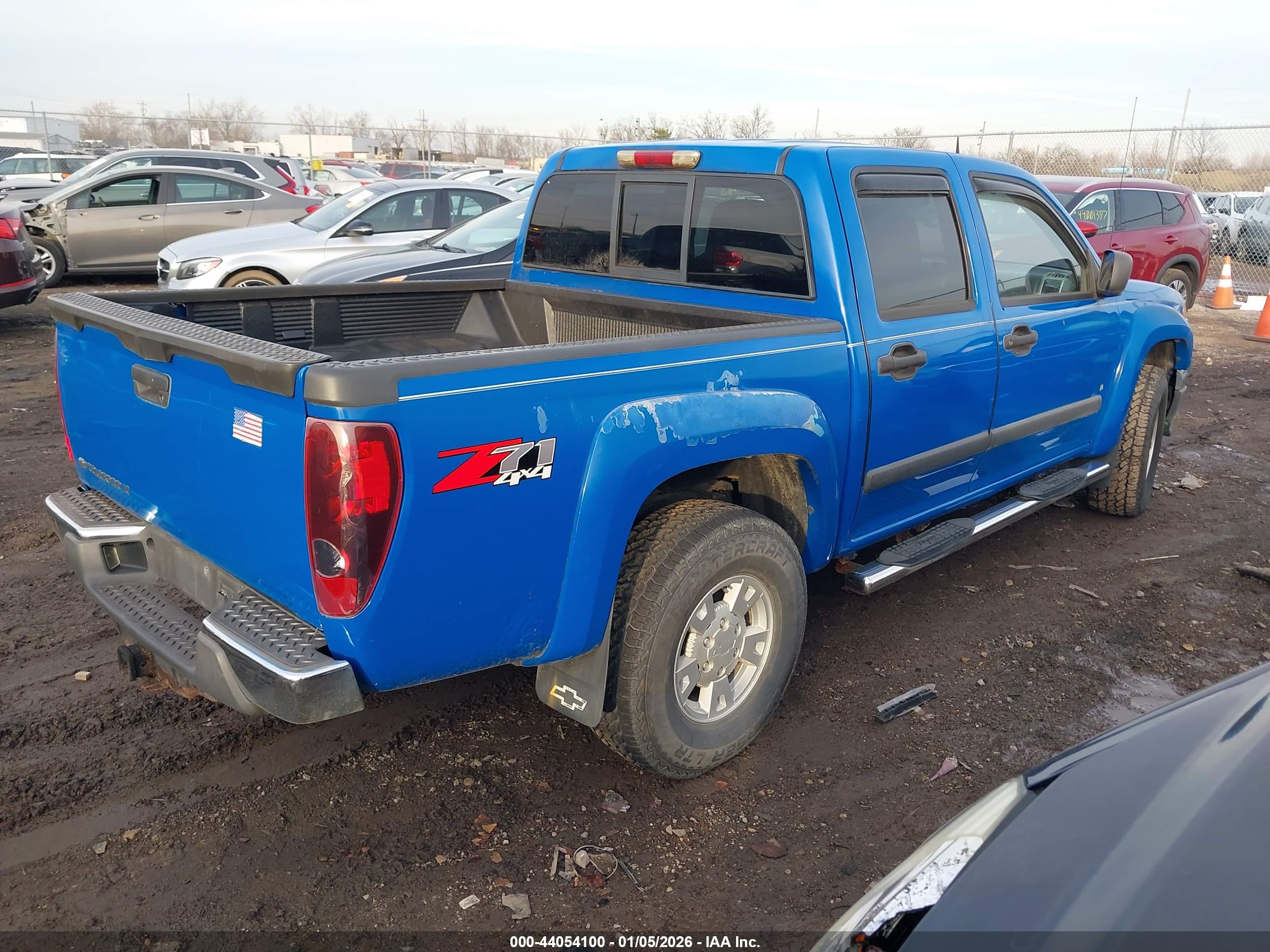 CHEVROLET COLORADO image 4