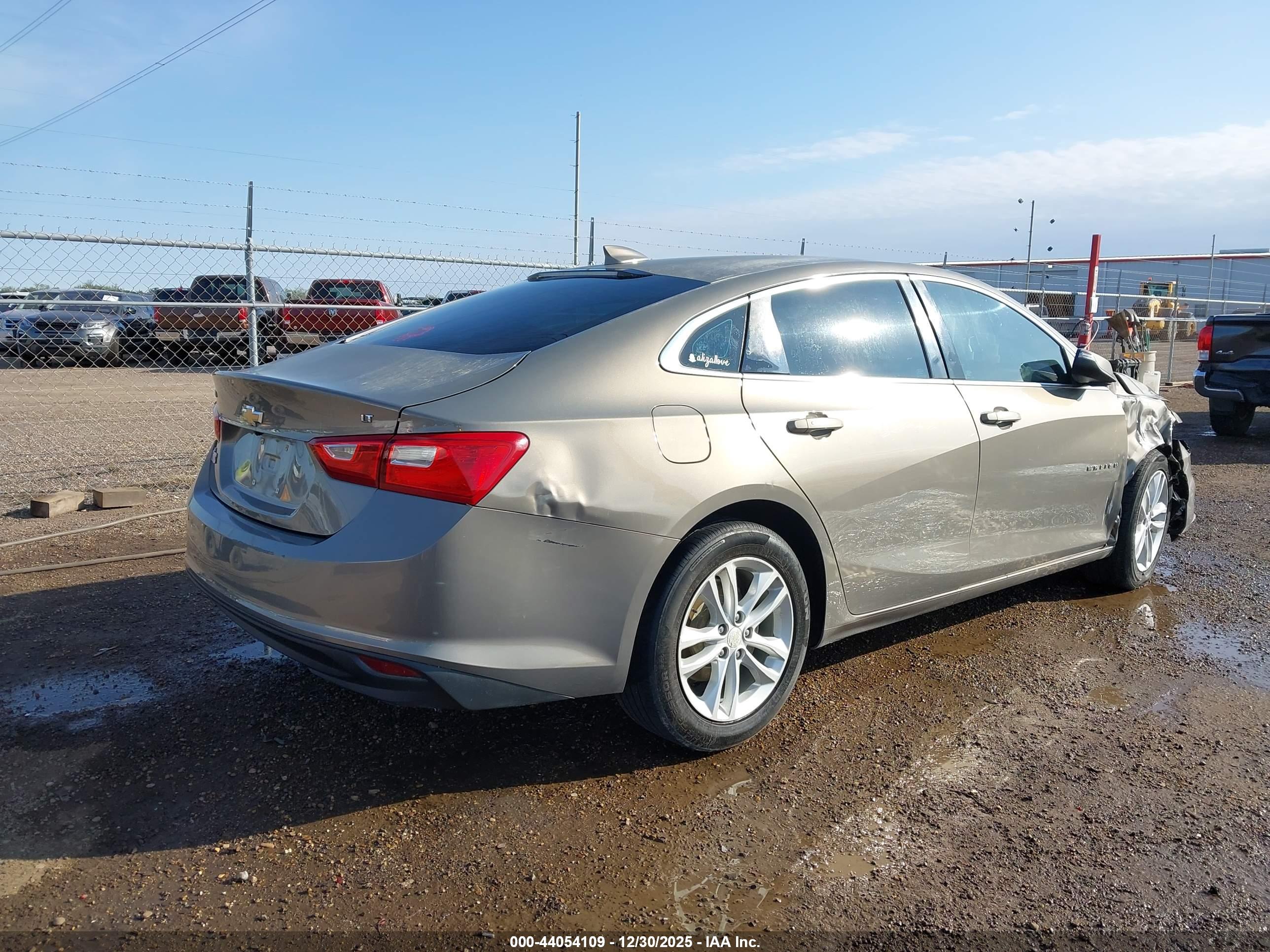 CHEVROLET MALIBU image 4