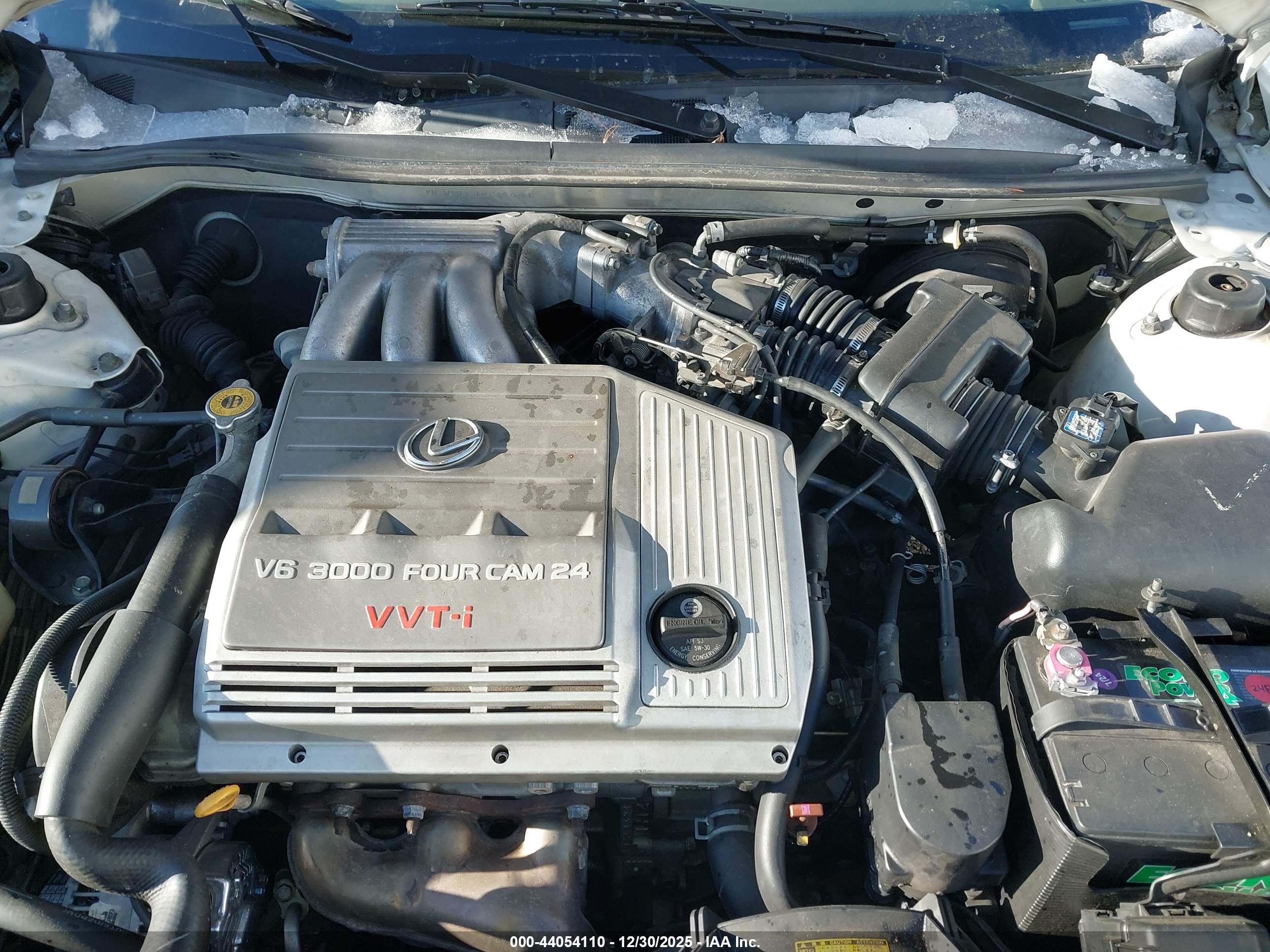 LEXUS ES image 10