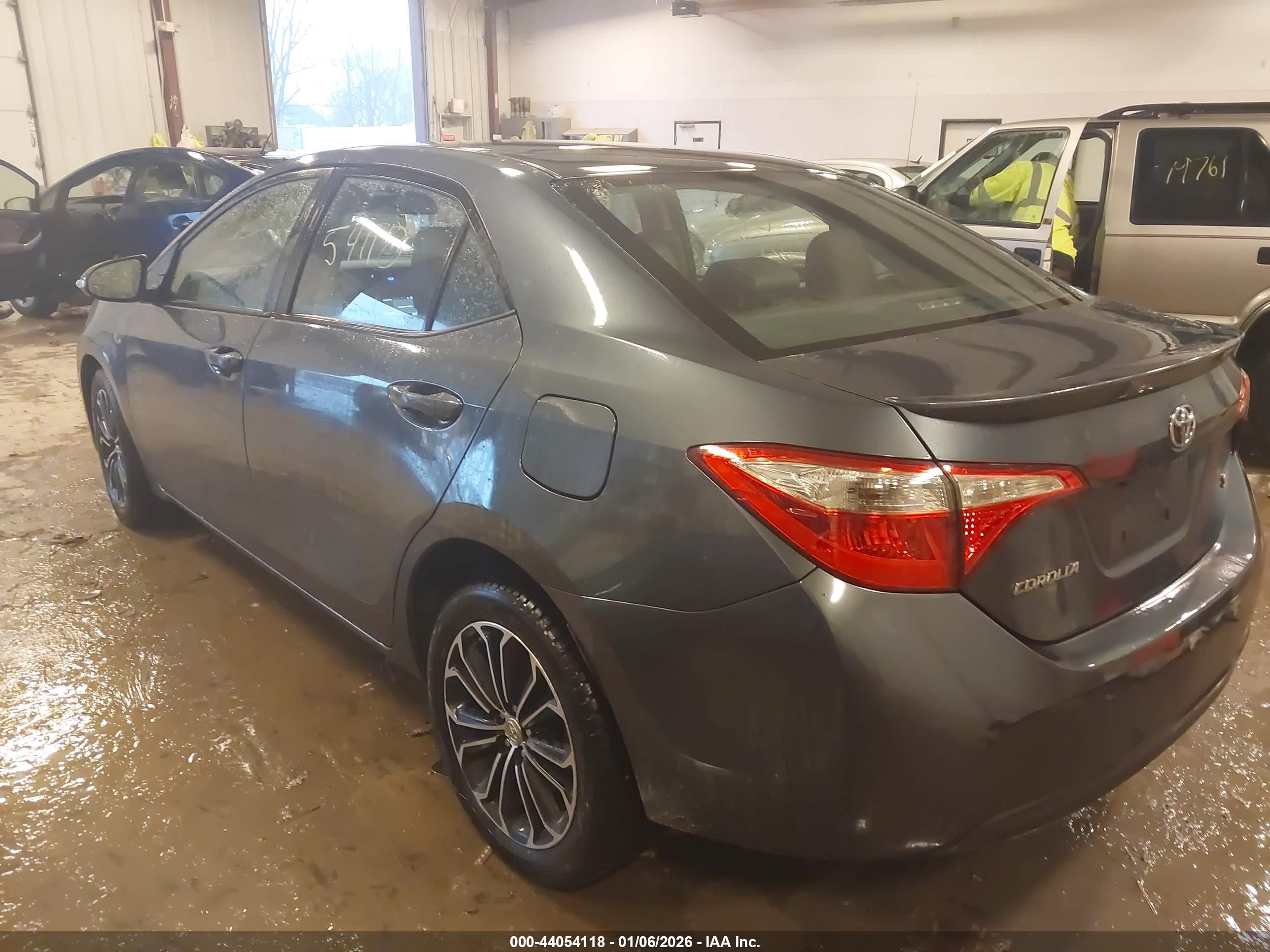 TOYOTA COROLLA image 3