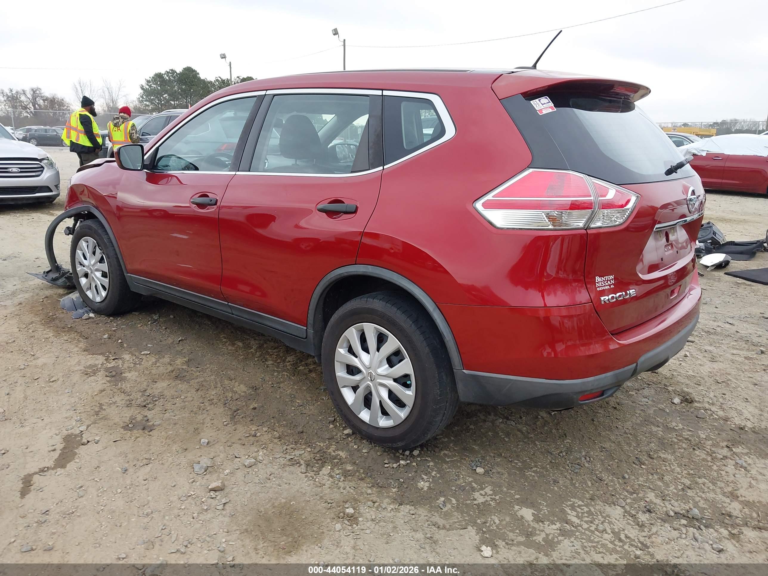 NISSAN ROGUE image 3