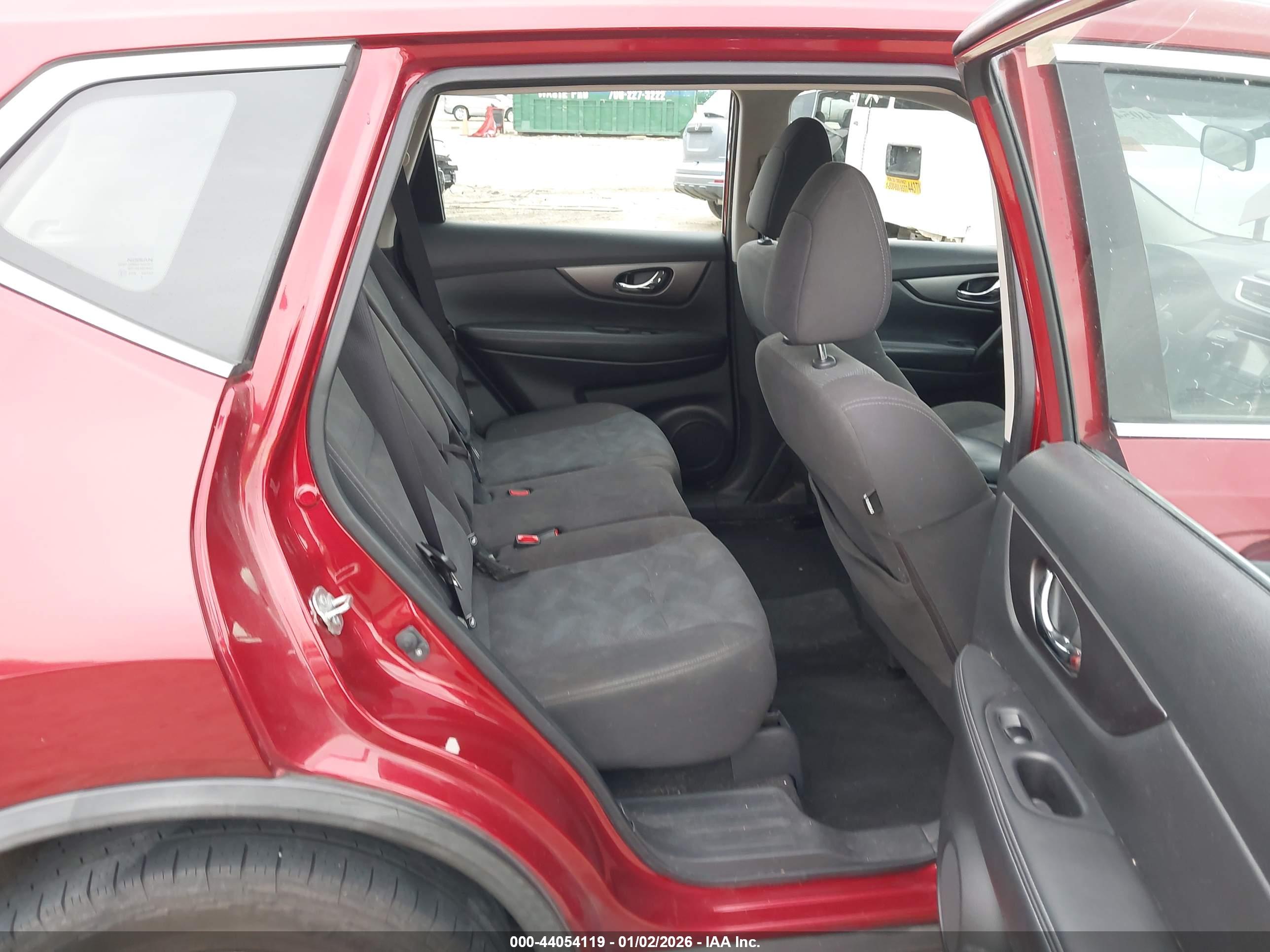 NISSAN ROGUE image 8