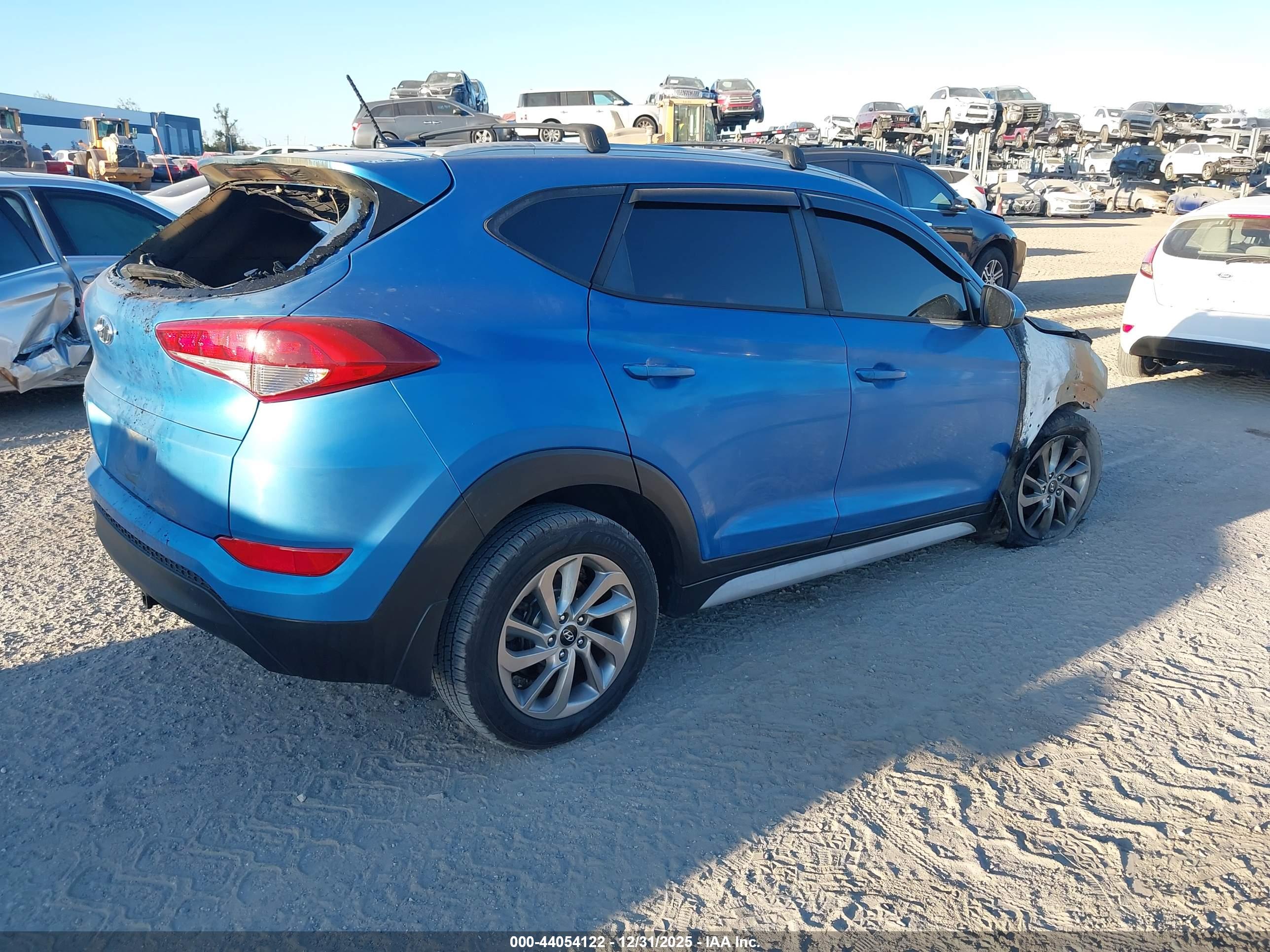 HYUNDAI TUCSON image 4