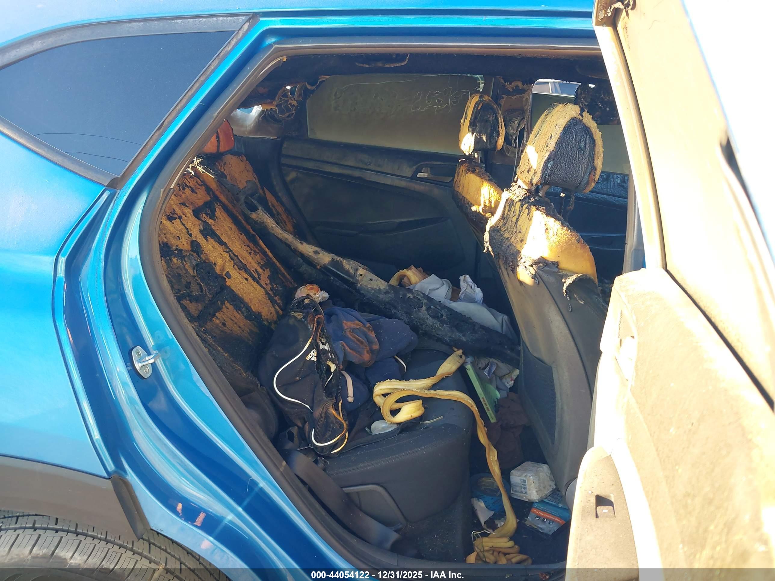 HYUNDAI TUCSON image 8