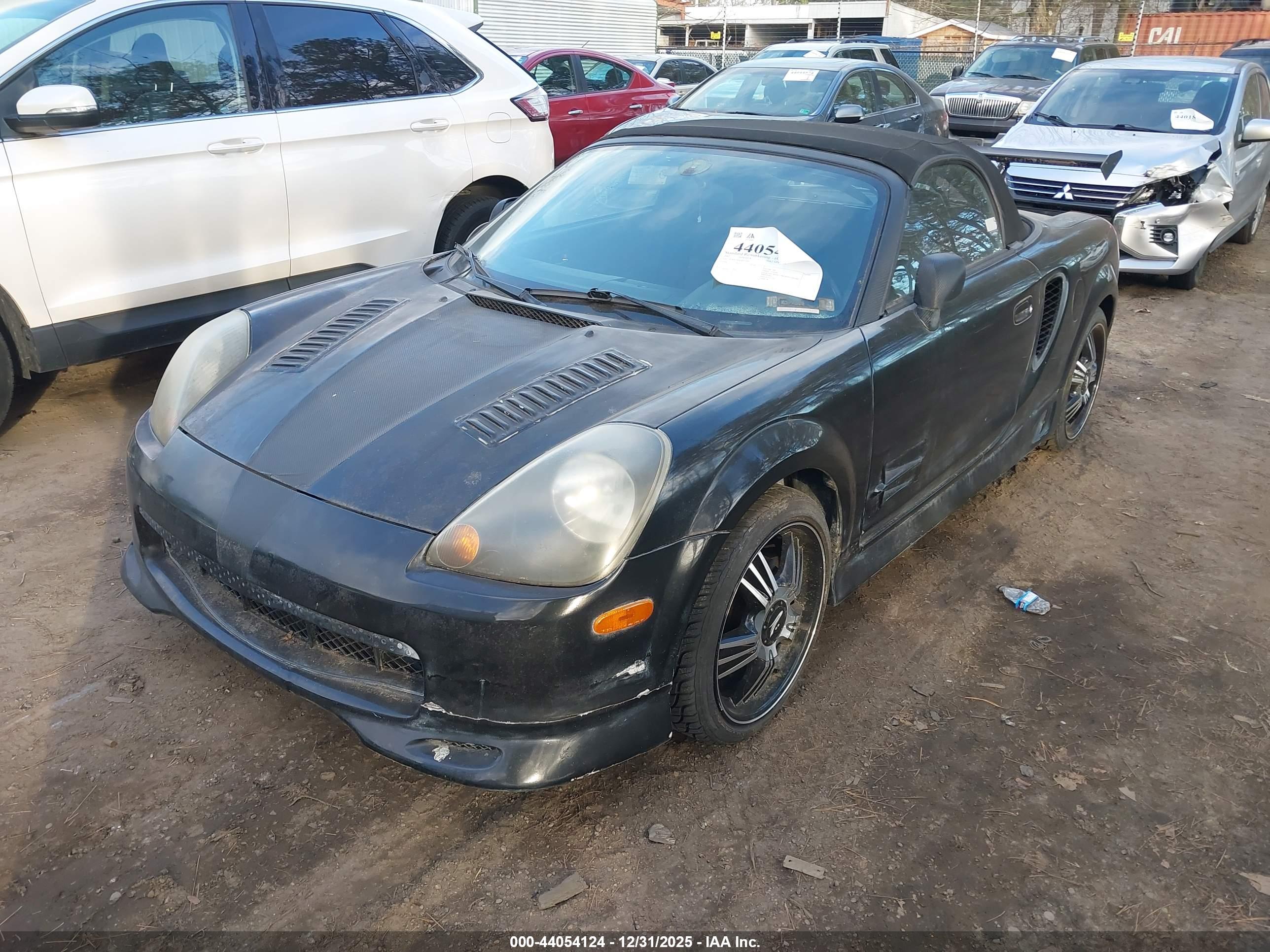 TOYOTA MR2 image 2