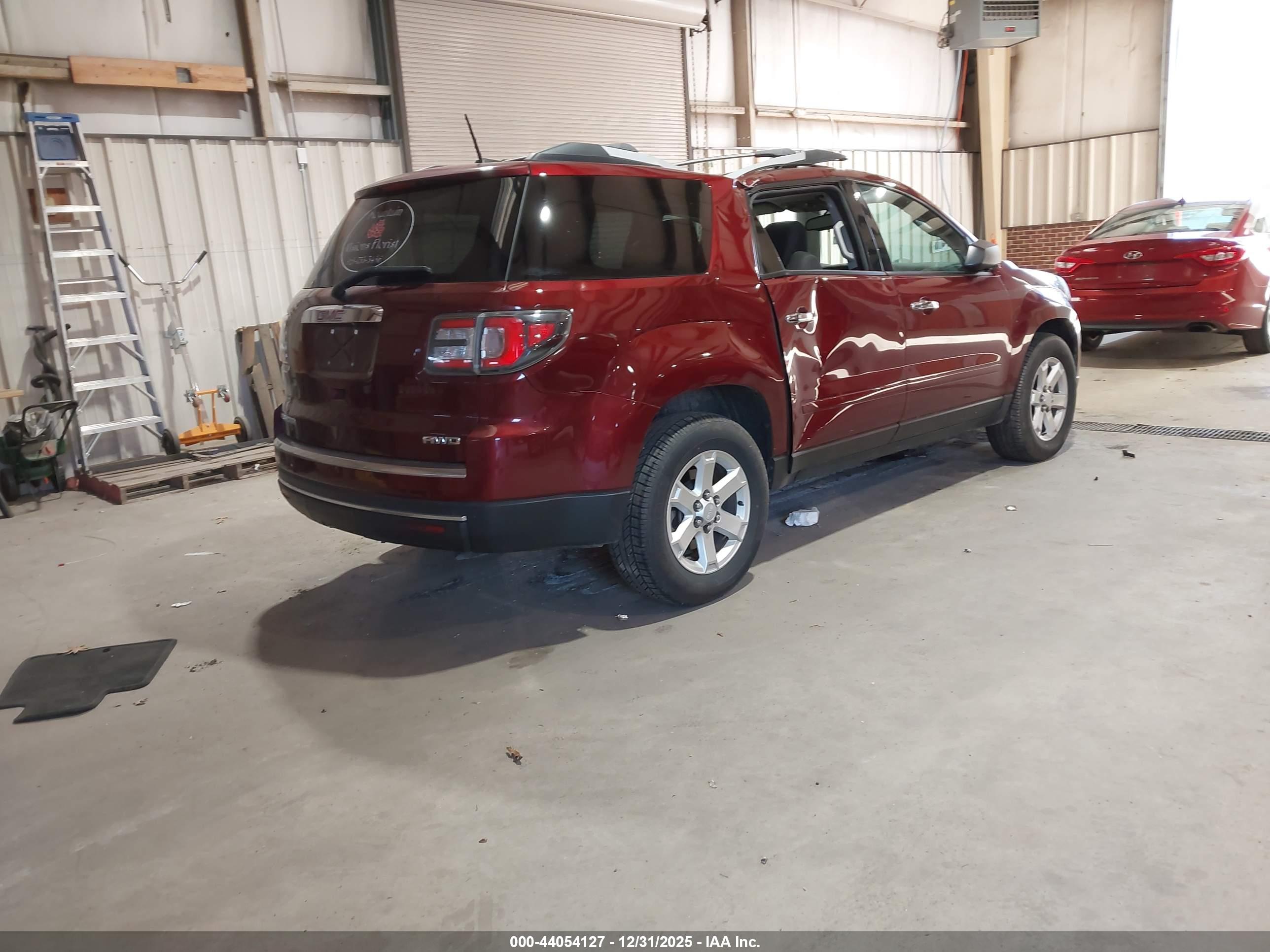 GMC ACADIA image 4