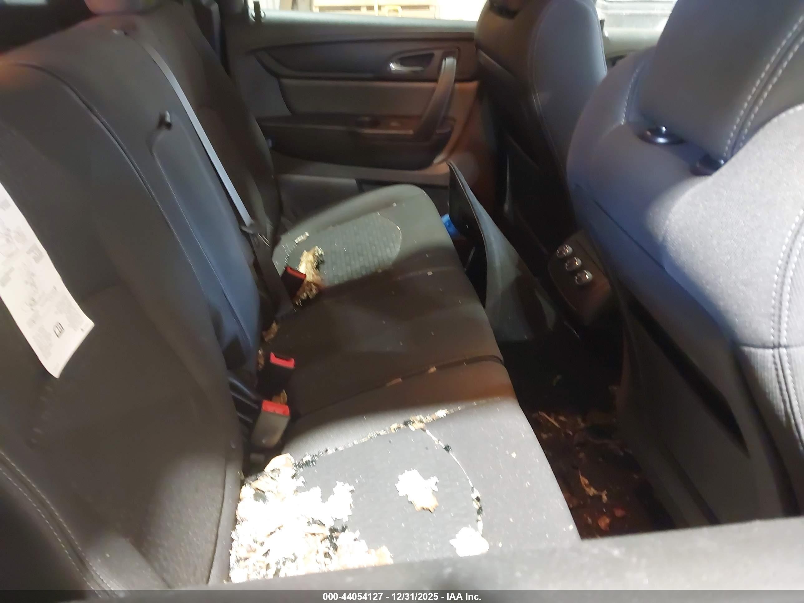 GMC ACADIA image 8