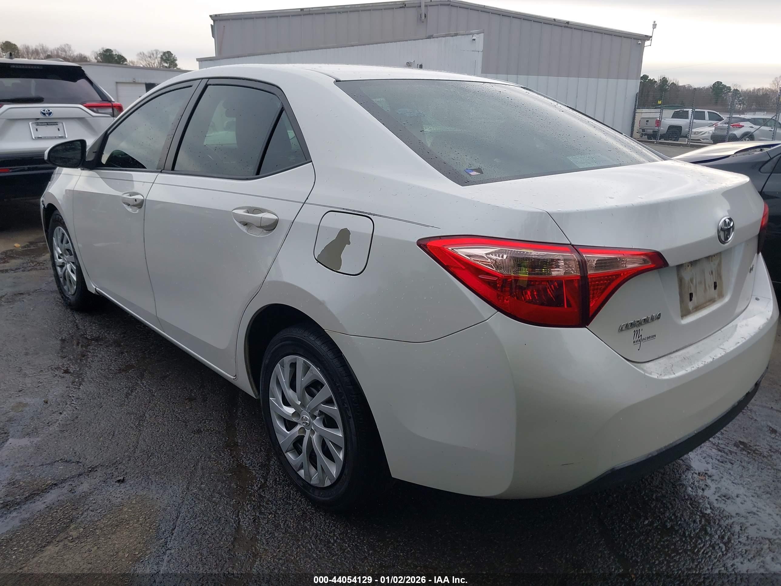 TOYOTA COROLLA image 3