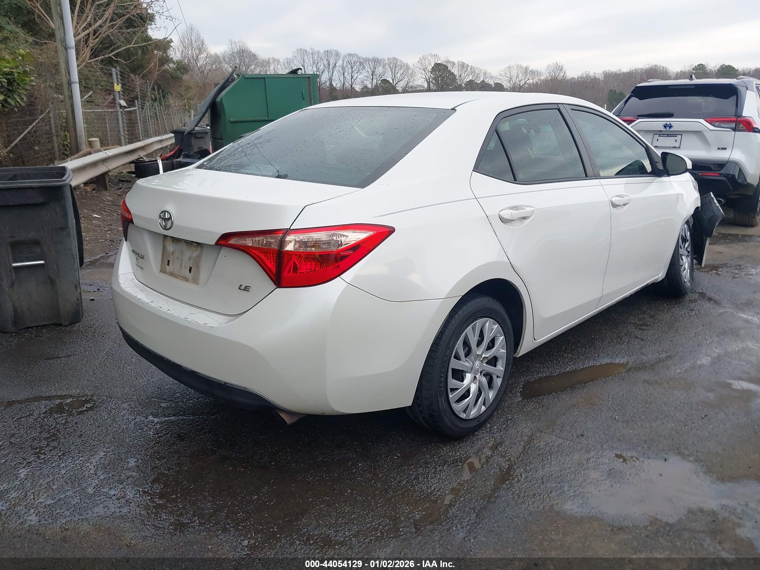 TOYOTA COROLLA image 4