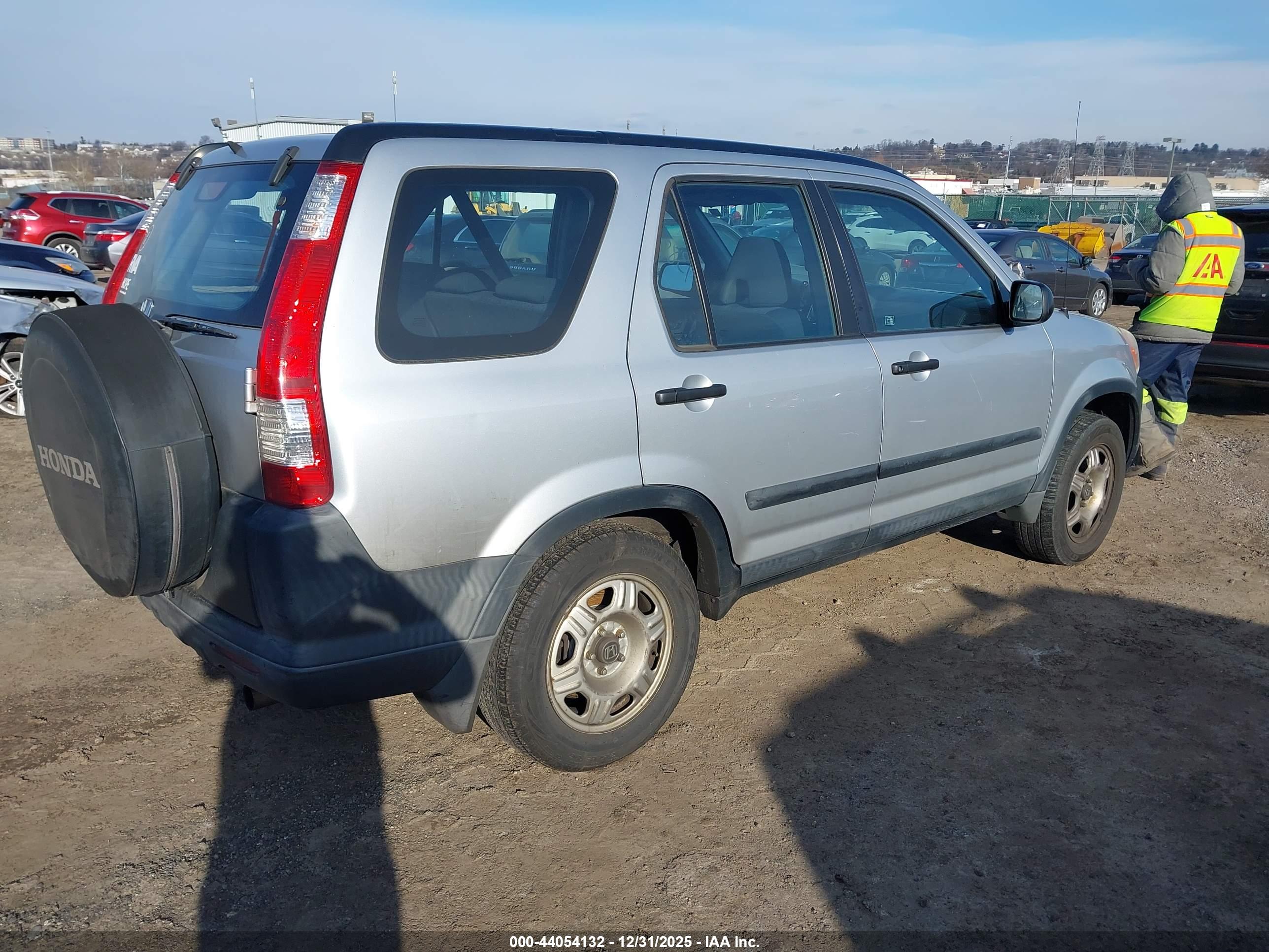 HONDA CR-V image 4