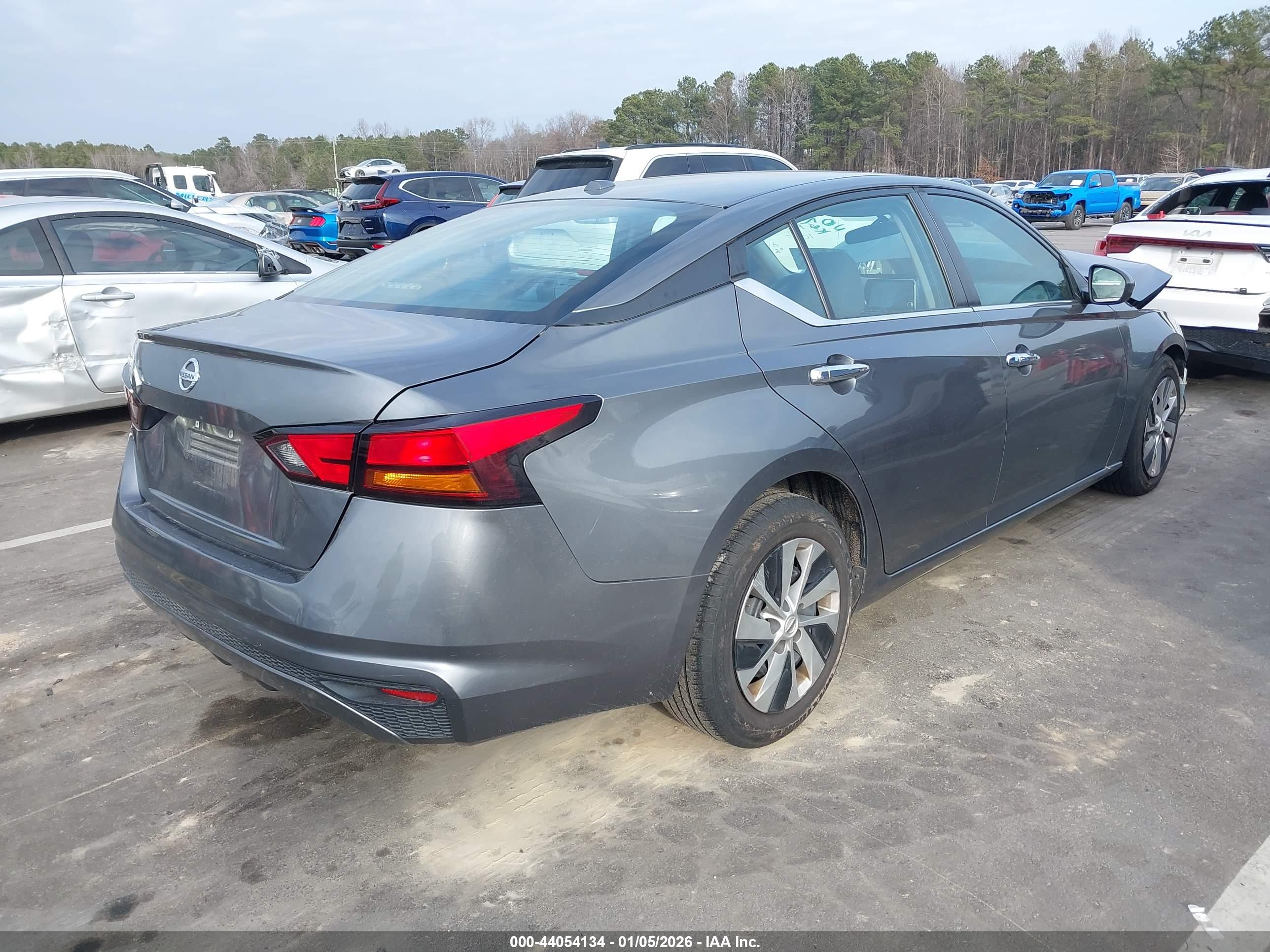 NISSAN ALTIMA image 4