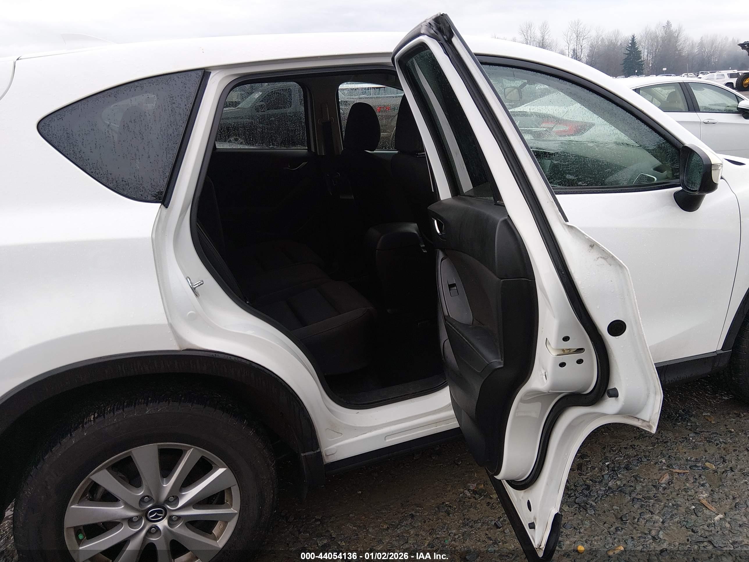 MAZDA CX-5 image 8